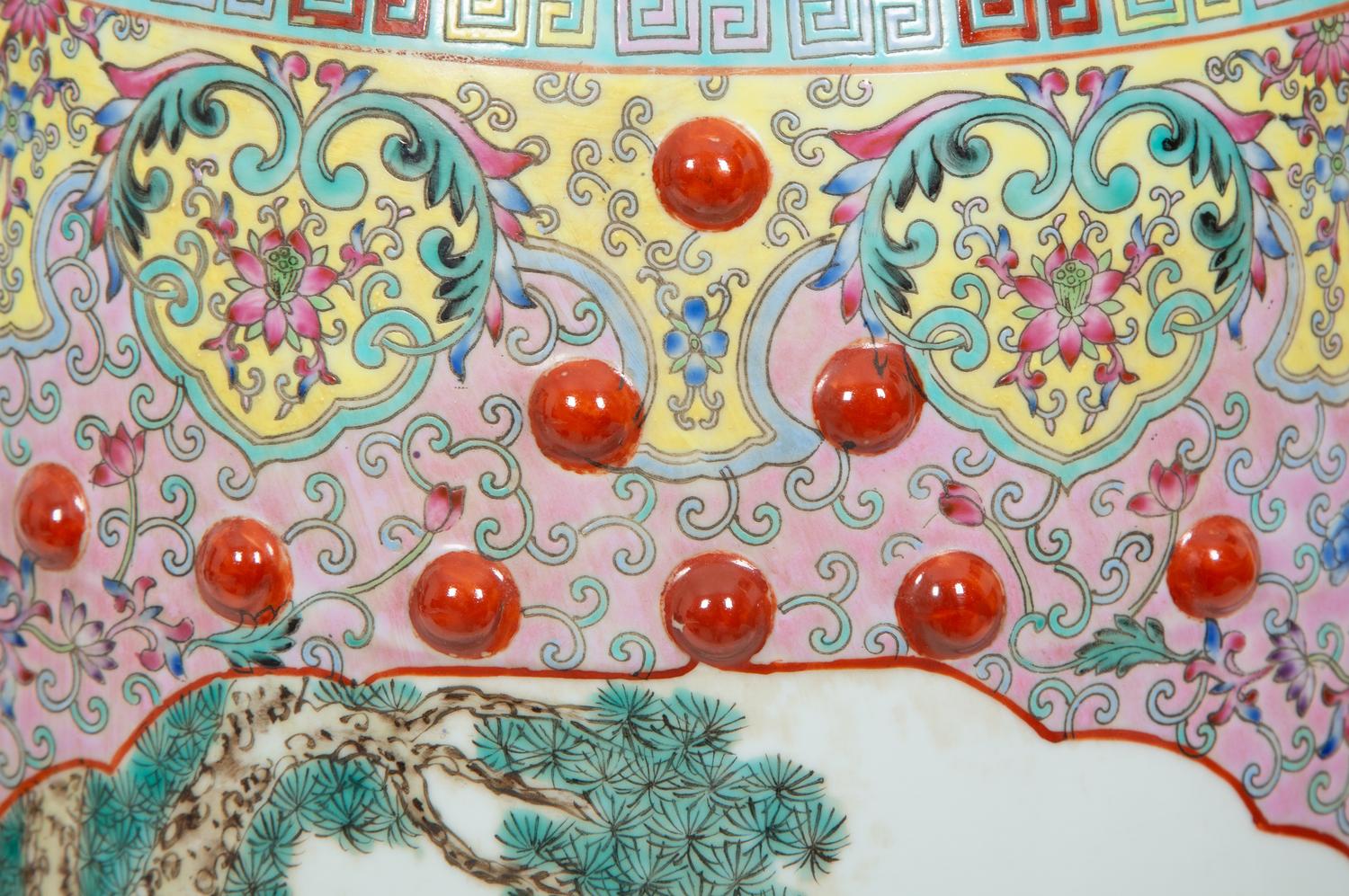 A Chinese Export Enameled Porcelain Garden Seat
