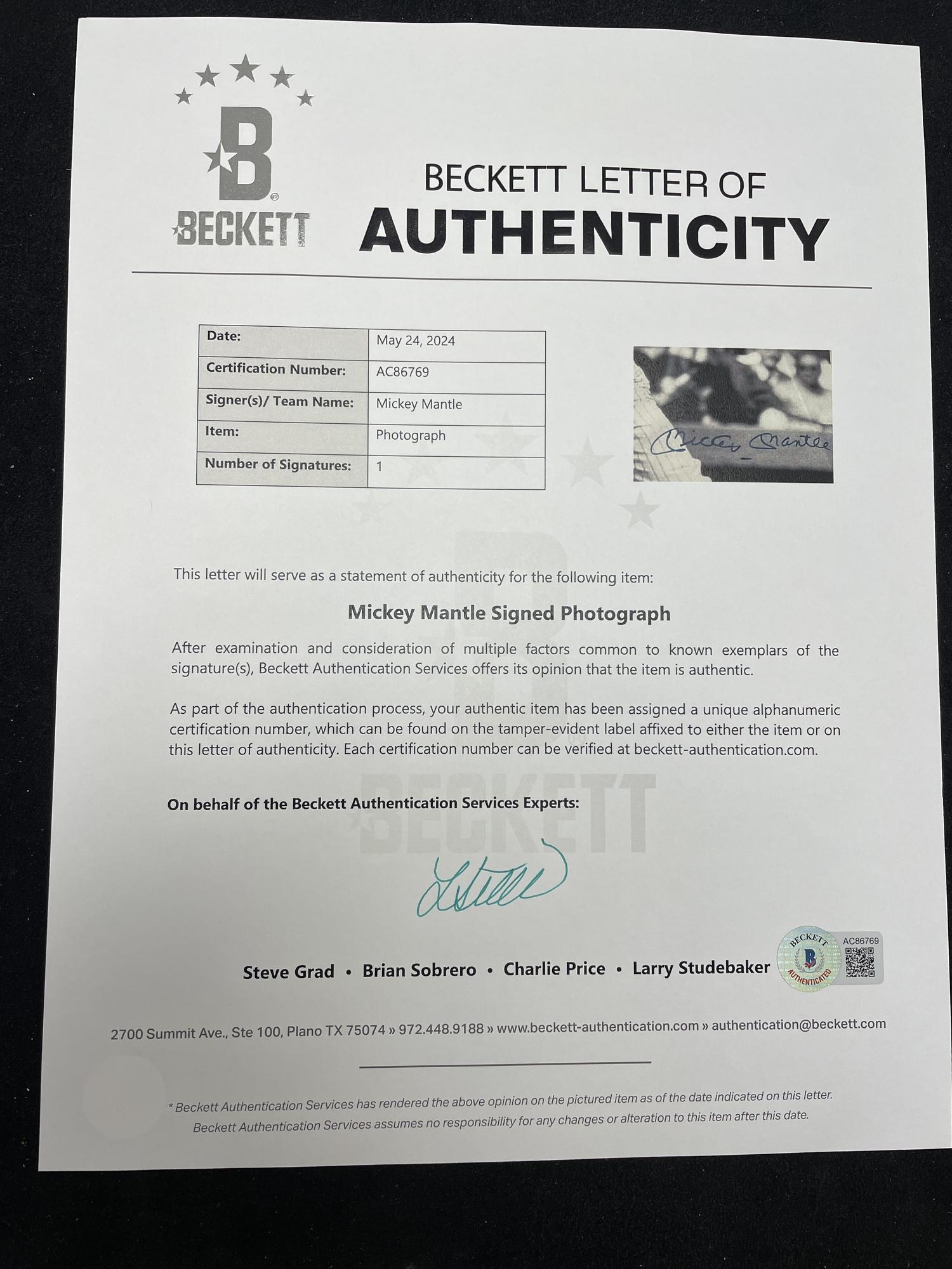An Exceptional Mickey Mantle Signed Autograph Large Format Photograph (Beckett Authentication Services)