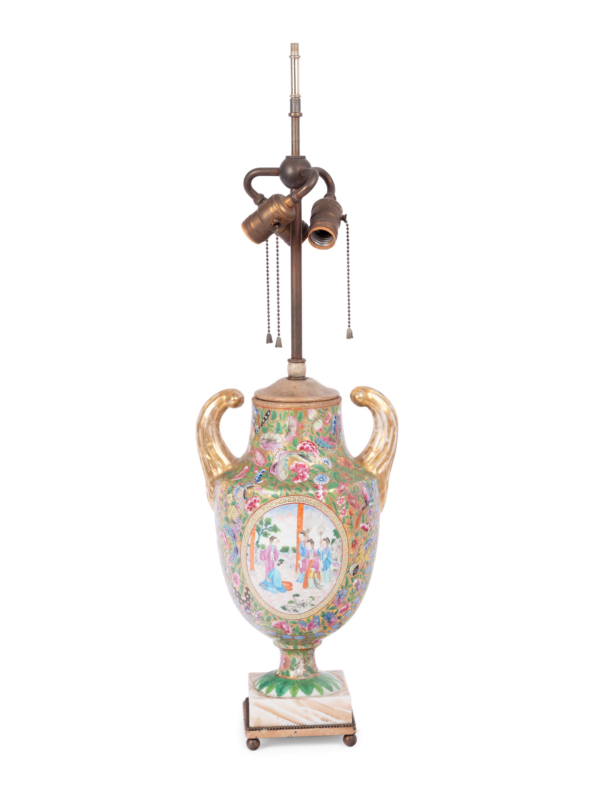 A Chinese Export Parcel Gilt and Faux Marble Decorated Famille Rose Porcelain Pistol-Handled Urn