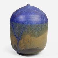 Toshiko Takaezu (American, 1922–2011) Closed Form (with rattle), USA, circa 1995