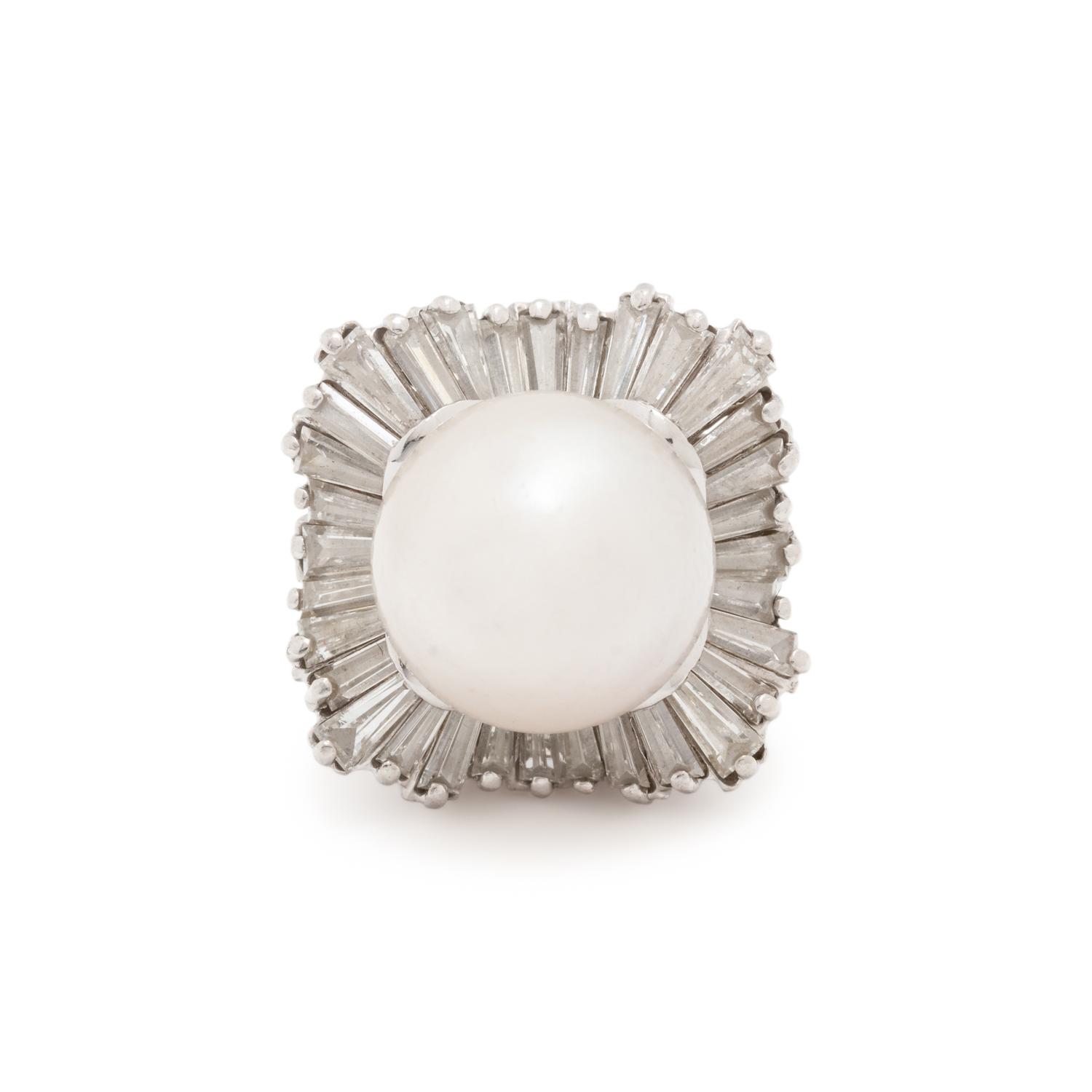 CULTURED SOUTH SEA PEARL AND DIAMOND CONVERTIBLE RING/PENDANT