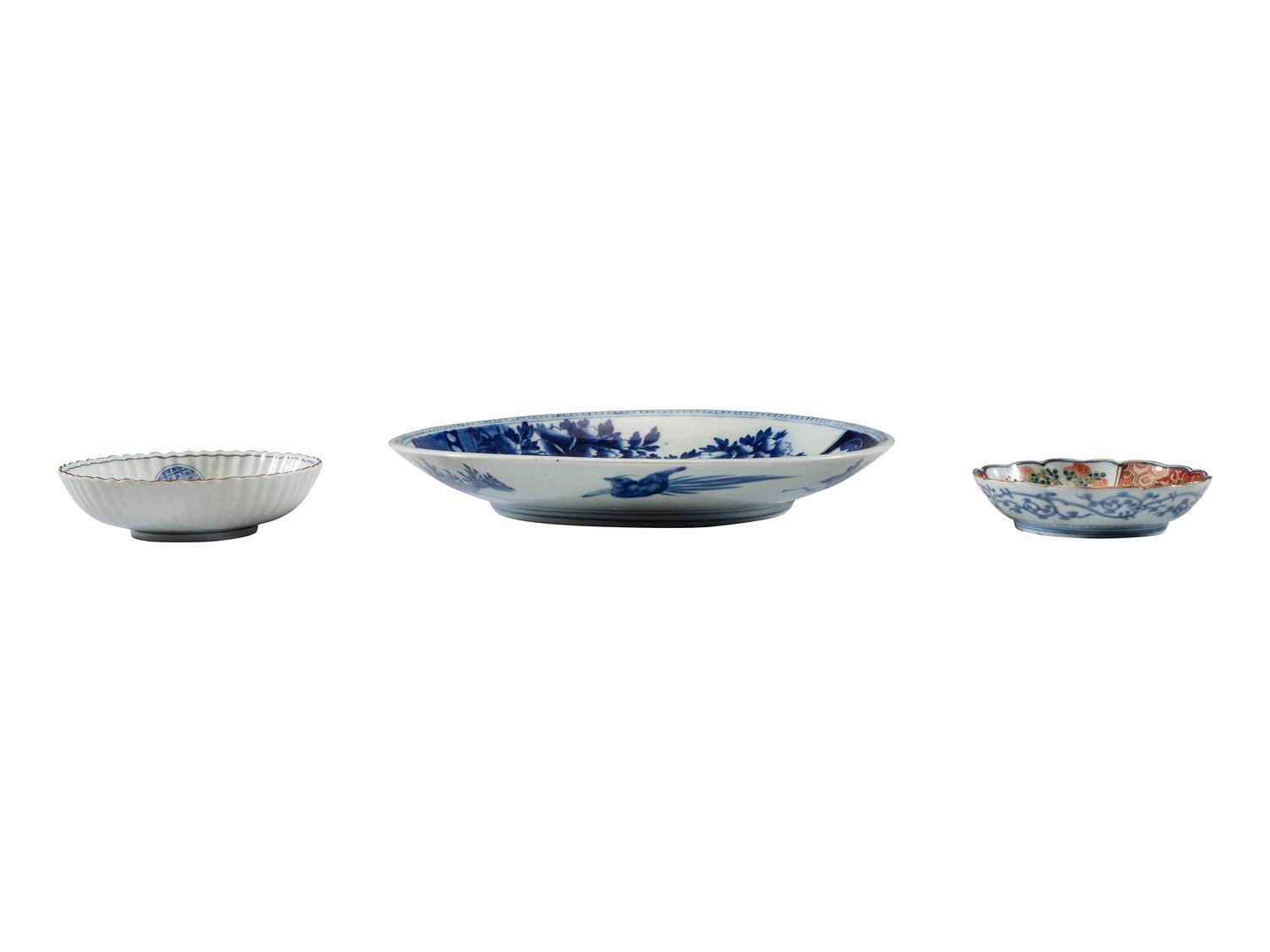 Six Chinese Porcelain Articles