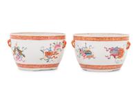 A Pair of Chinese Famille Rose Porcelain Bowls