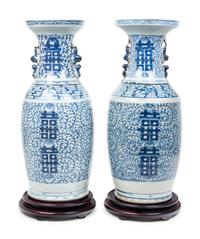 A Pair of Chinese Blue and White Porcelain Vases