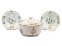 Twelve Chinese Export Pole Family Armorial Porcelain Articles