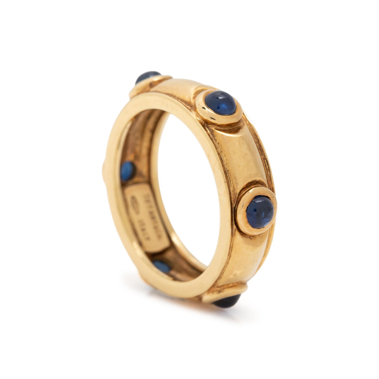 TIFFANY & CO., YELLOW GOLD AND SAPPHIRE RING
