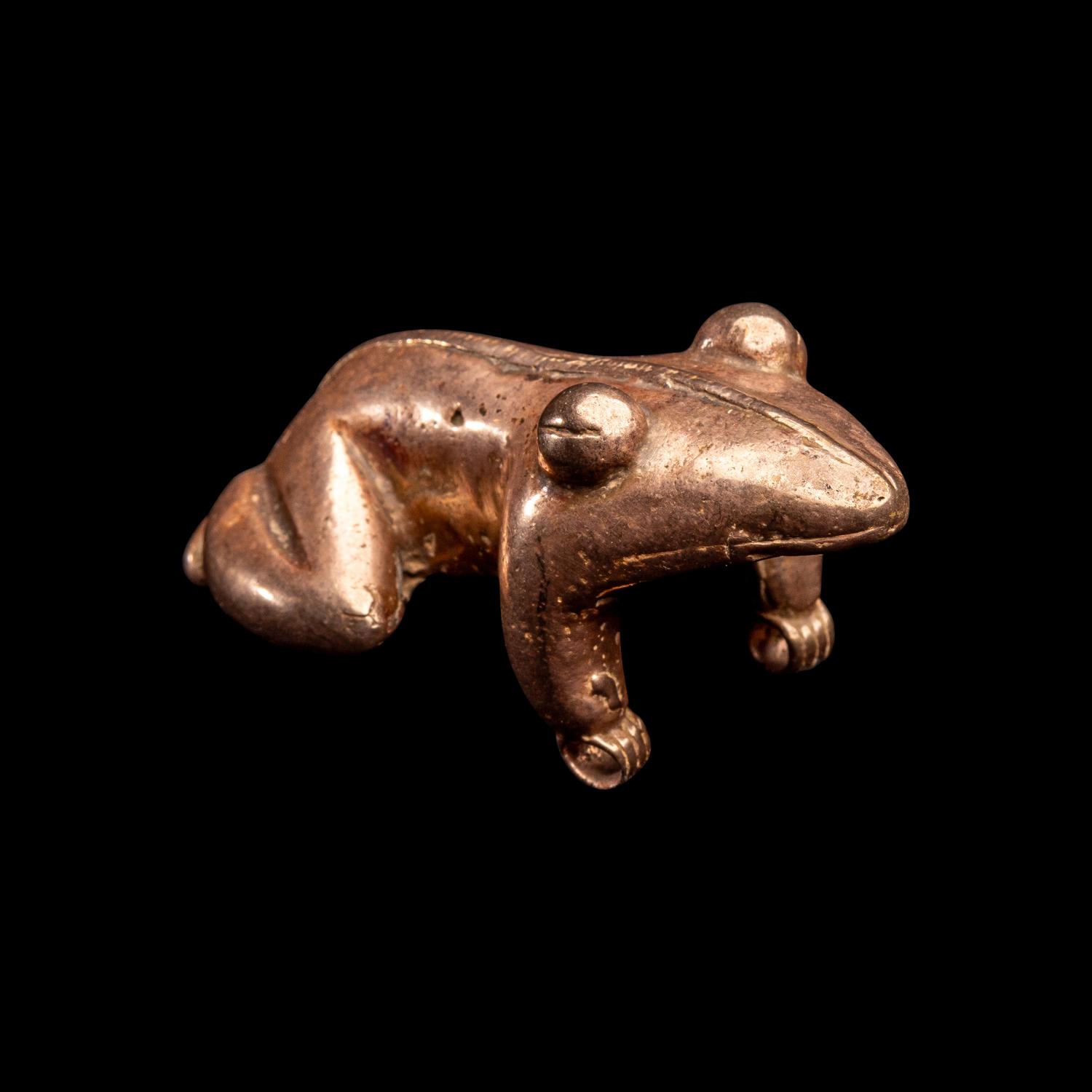 A Veraguas Tumbaga Crouching Frog