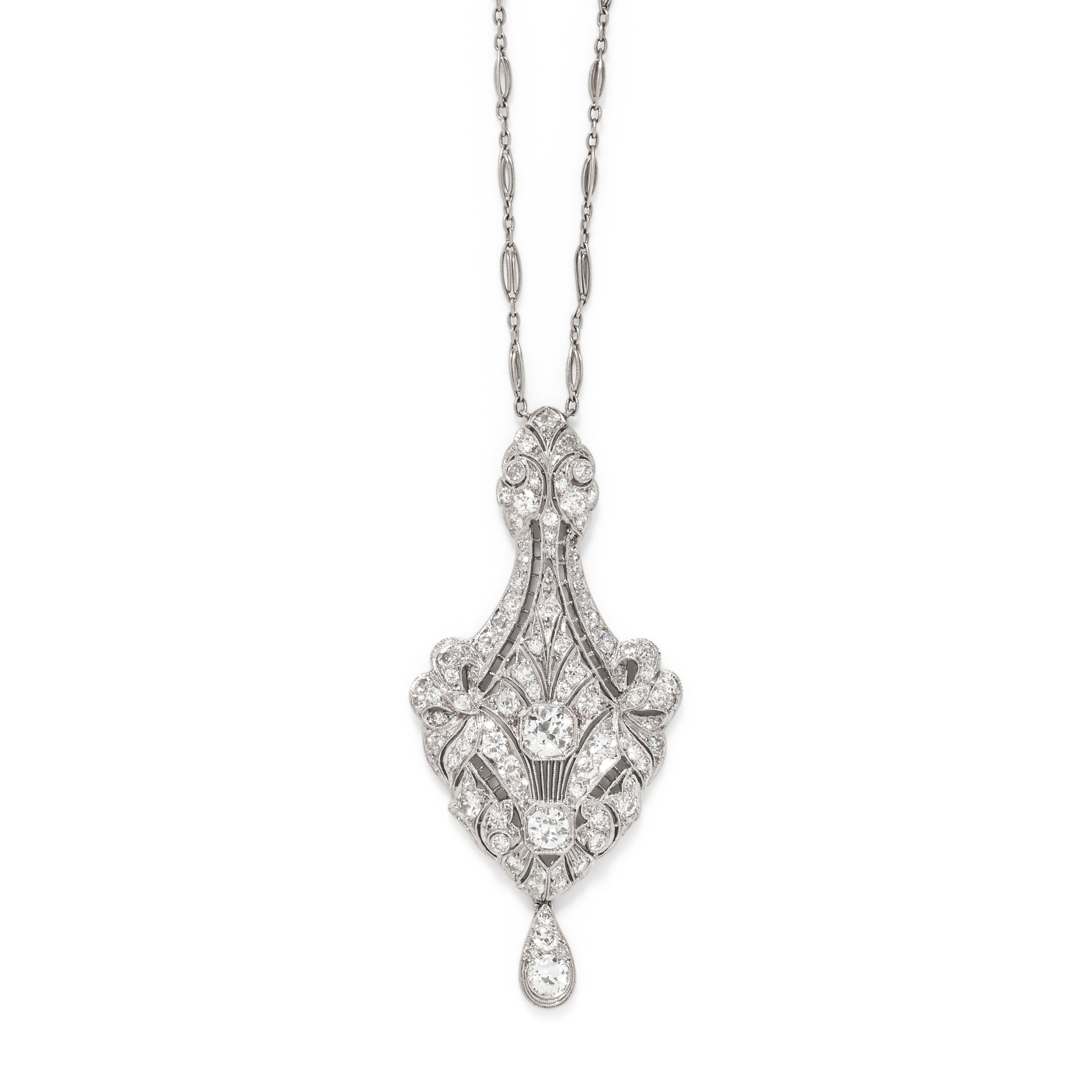 DIAMOND PENDANT/NECKLACE