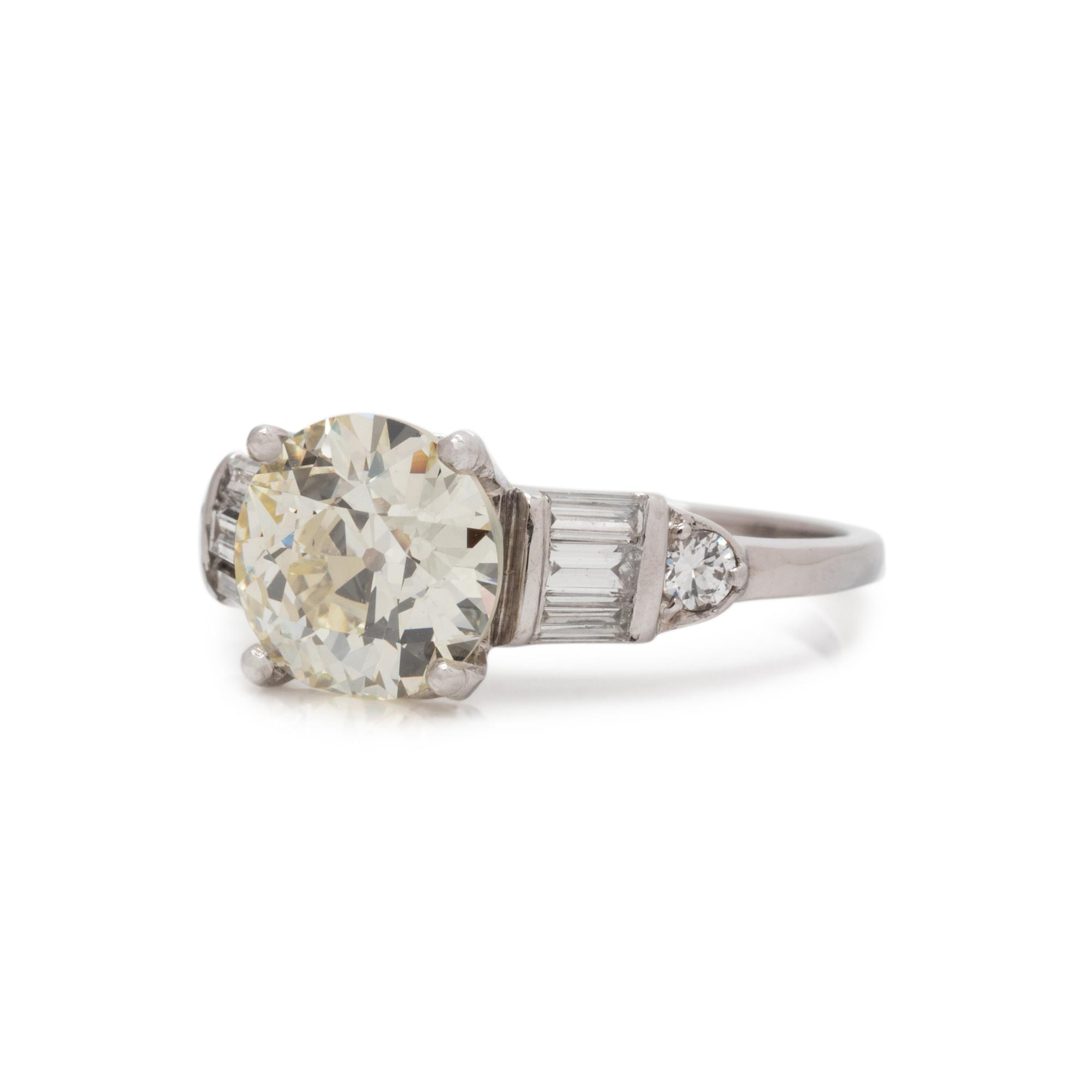 DIAMOND RING