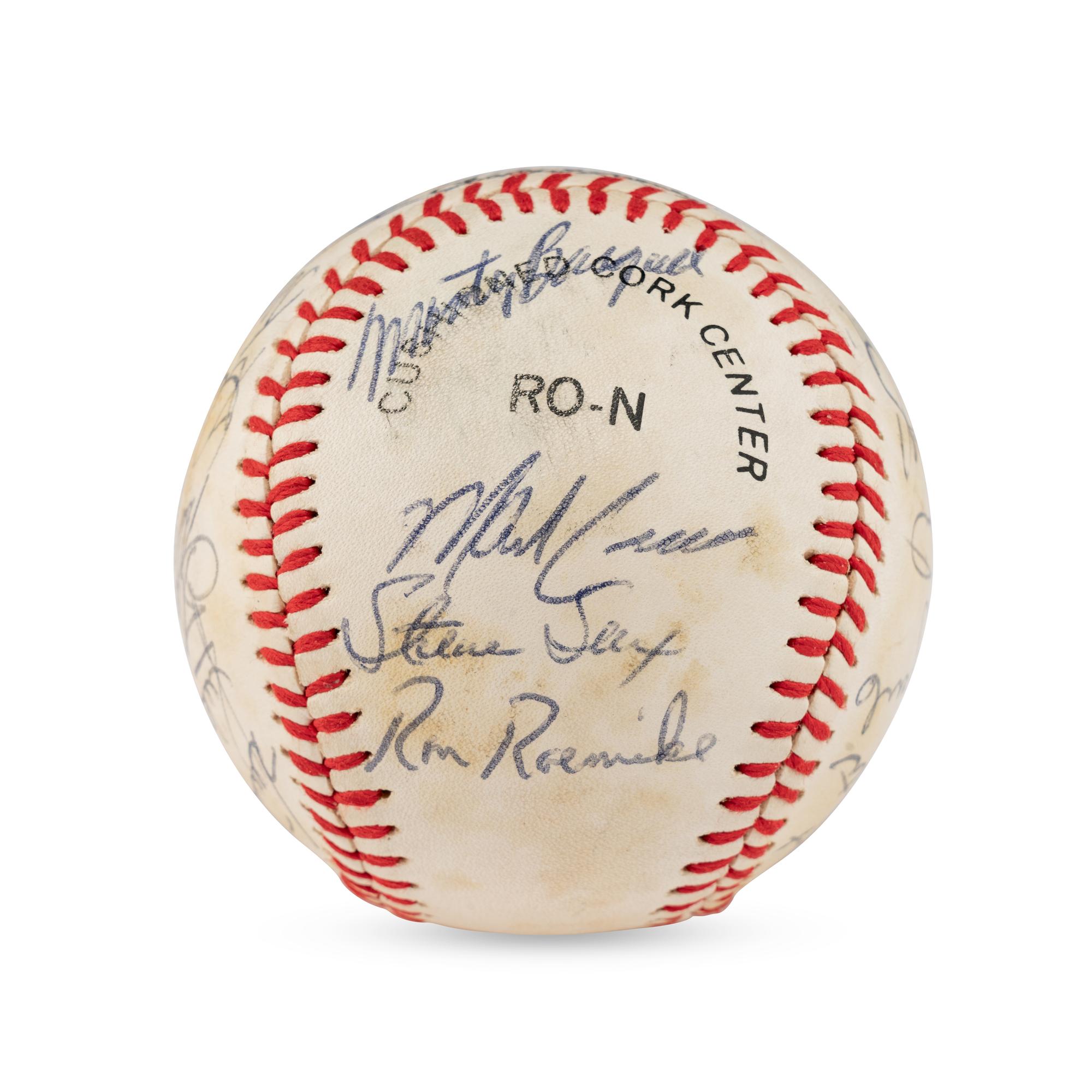 A 1982 Los Angeles Dodgers Team Signed Autograph Baseball (Beckett Authentication Services)