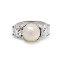 CULTURED SOUTH SEA PEARL AND DIAMOND RING