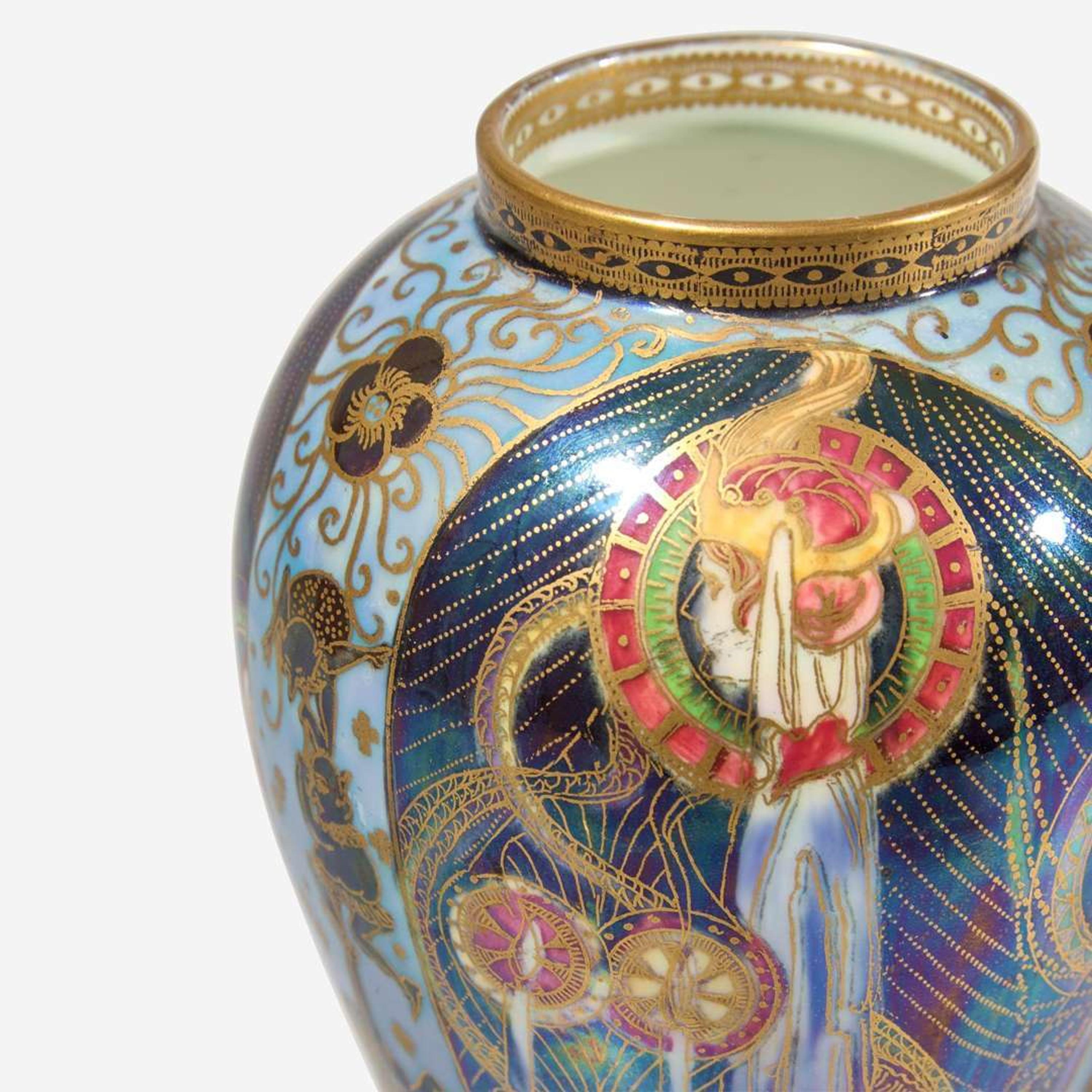 A Wedgwood Black Fairyland Lustre "Candlemas" Vase UK, 1928-9