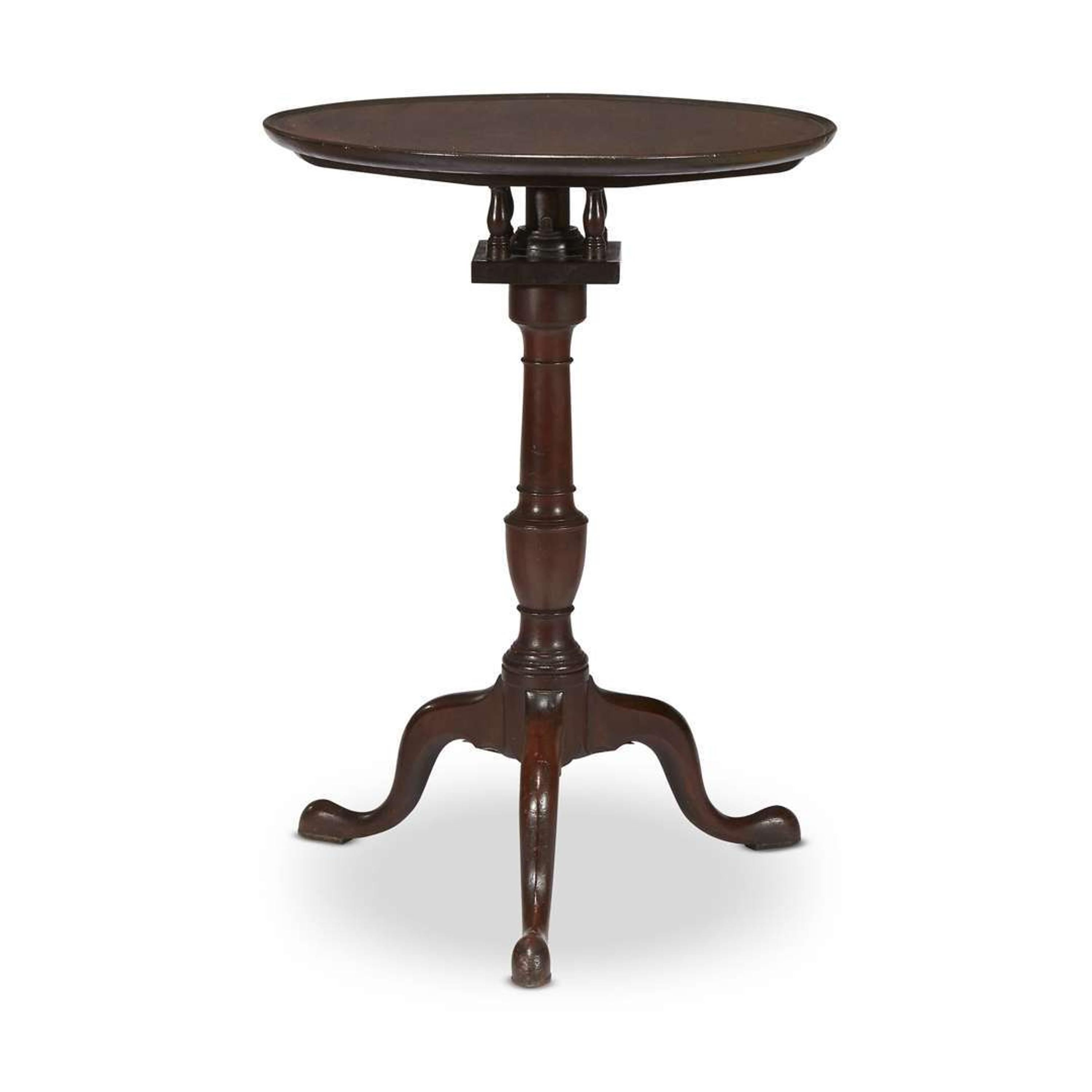 Queen Anne walnut candlestand Philadelphia, PA, late 18th century