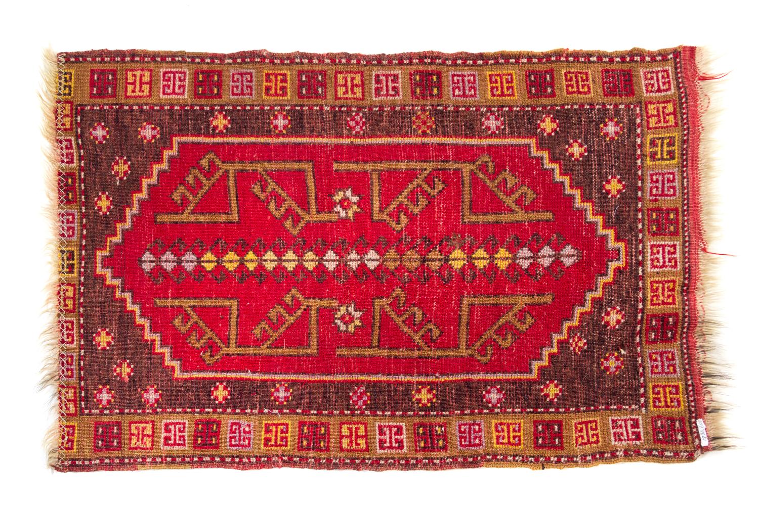 A Turkish Yastik Rug 2 feet 11 inches x 1 foot 10 inches. — CIRCA 1930