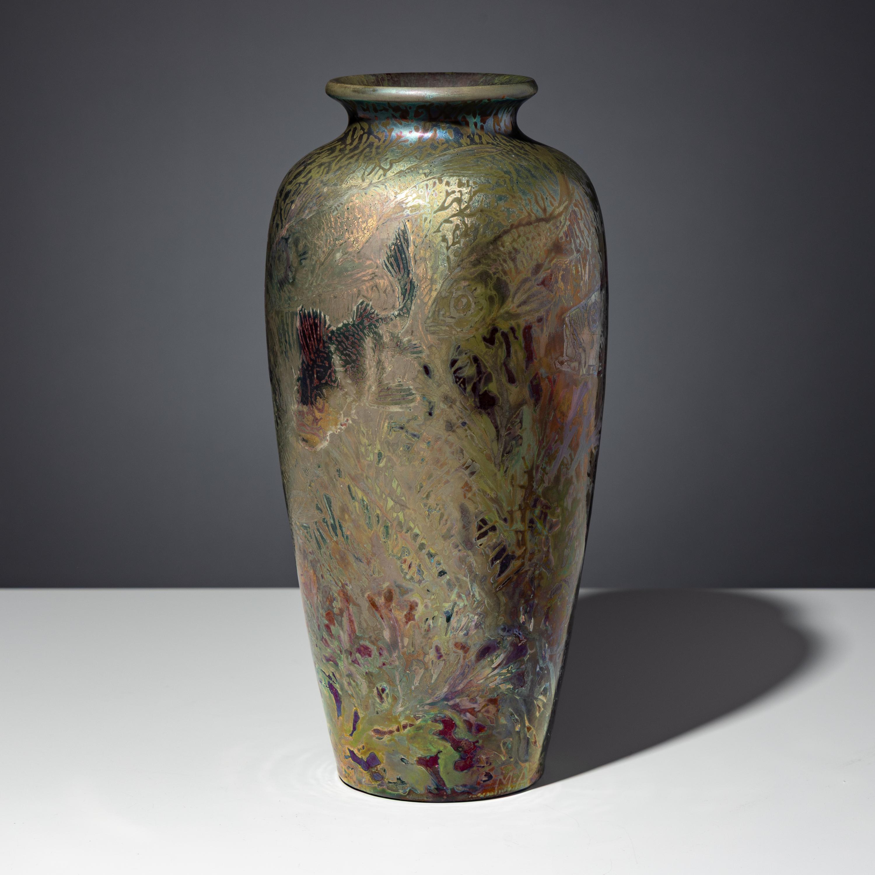 Superb iridescent marine vase