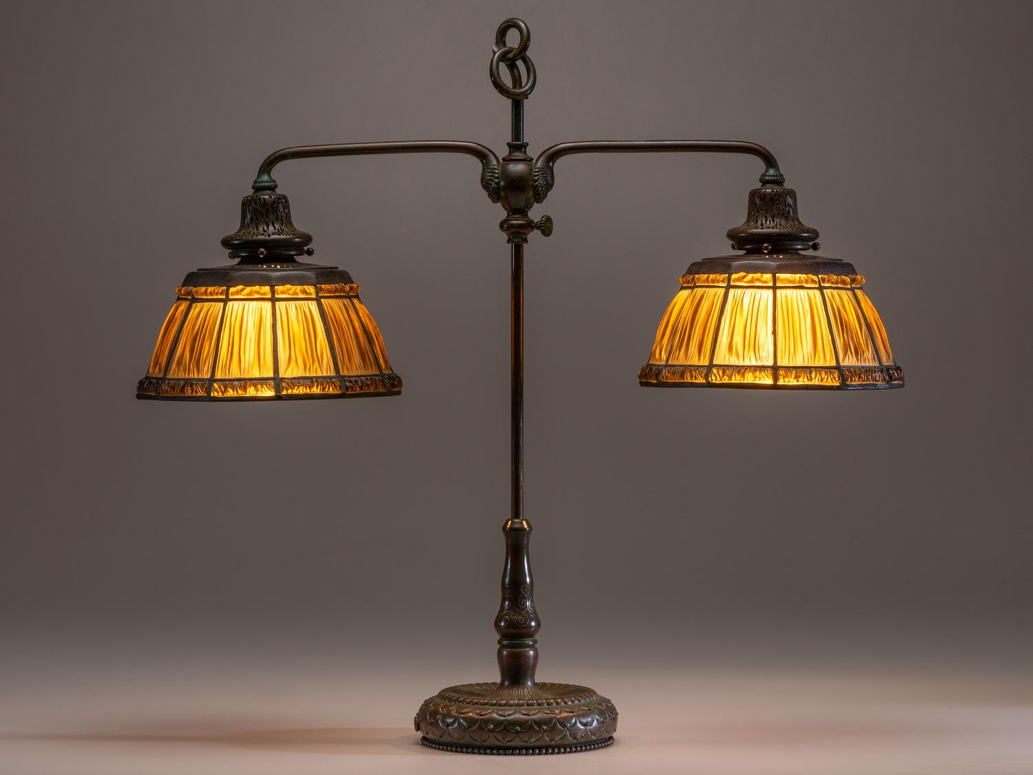 Linenfold Double Student Lamp