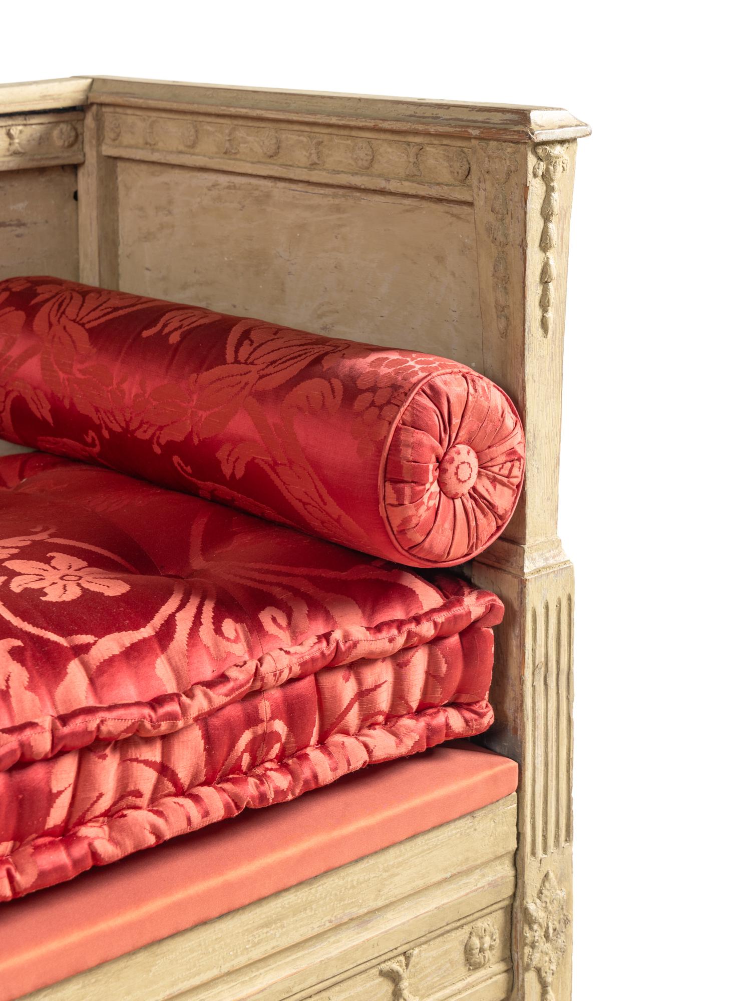 A Swedish Neoclassical Gray-Painted Hall Bench