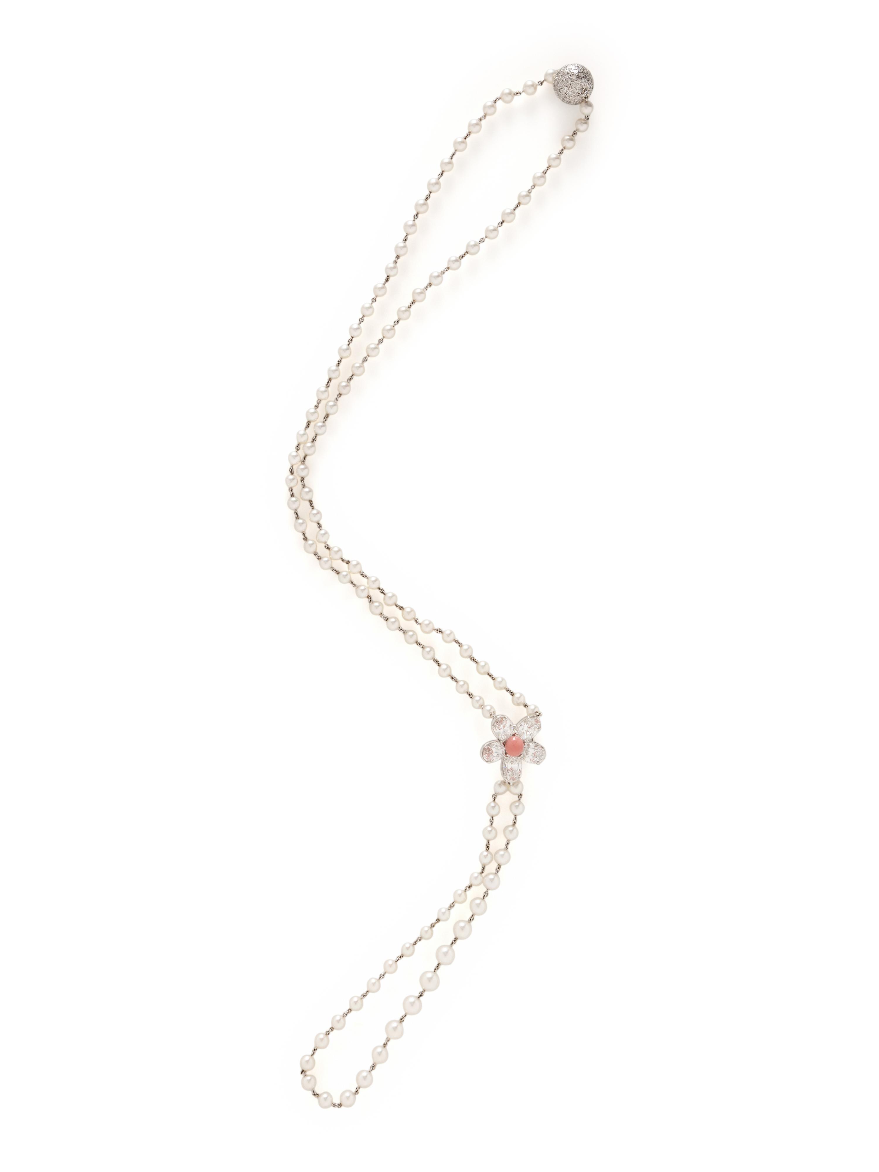DIAMOND, CULTURED PEARL, AND CONCH PEARL NECKLACE