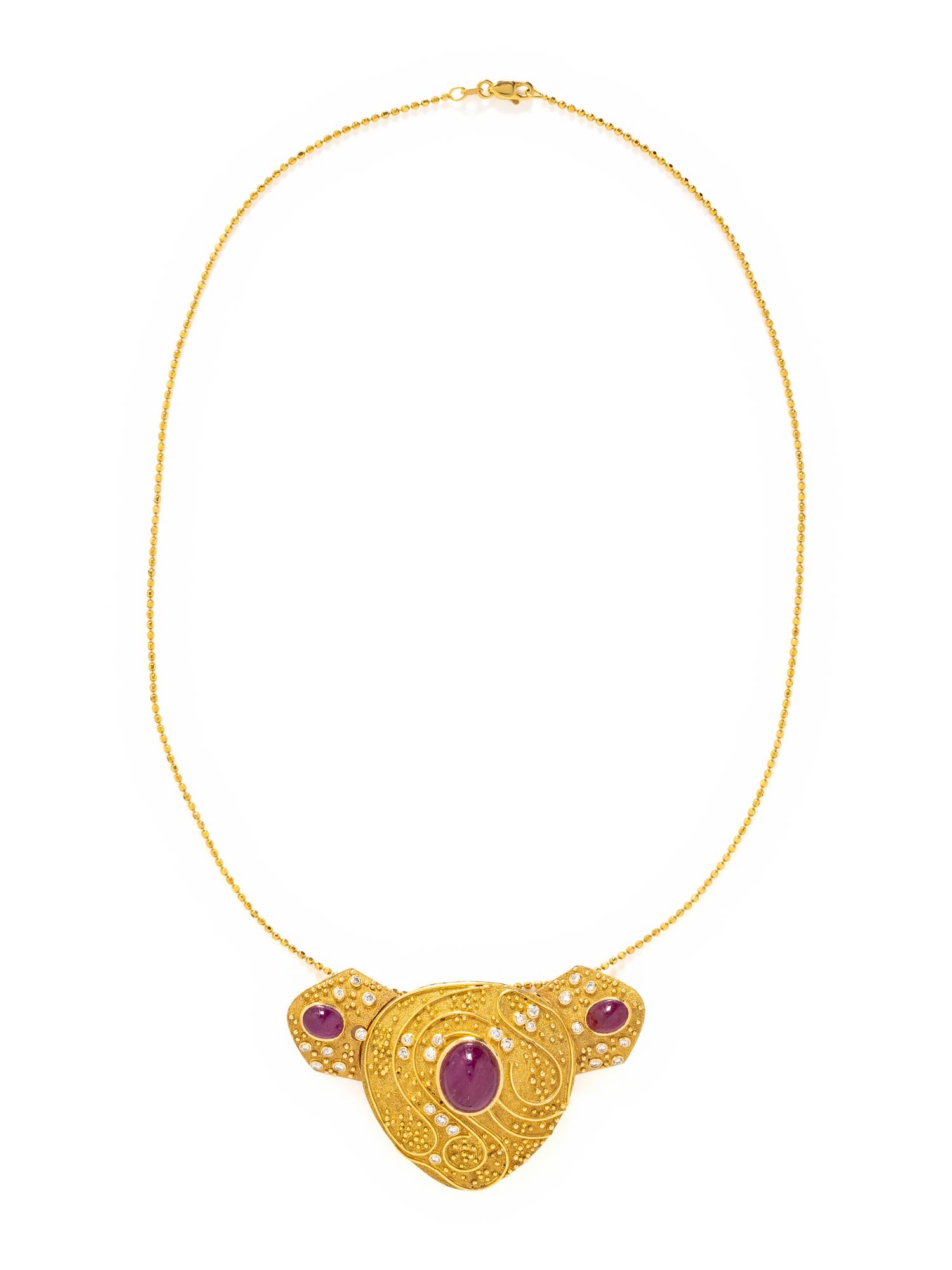 YELLOW GOLD, RUBY AND DIAMOND PENDANT/NECKLACE