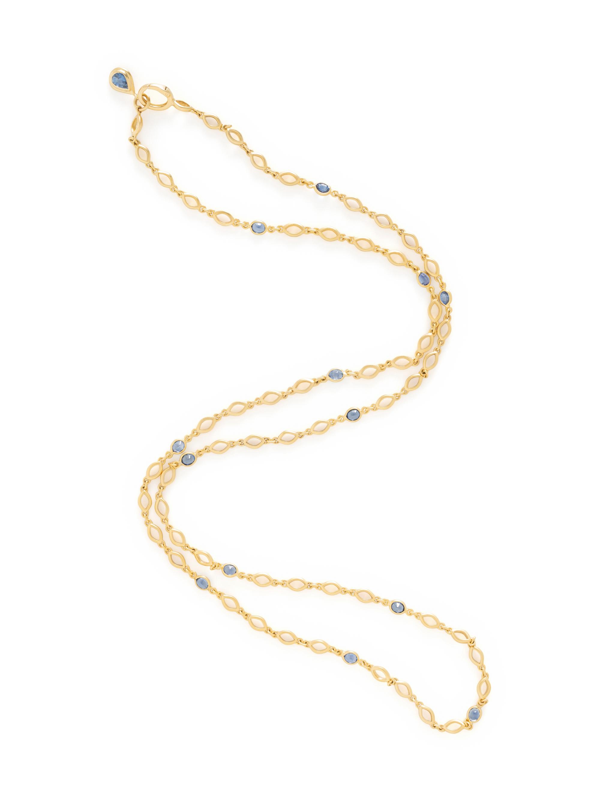 YELLOW GOLD AND SAPPHIRE NECKLACE