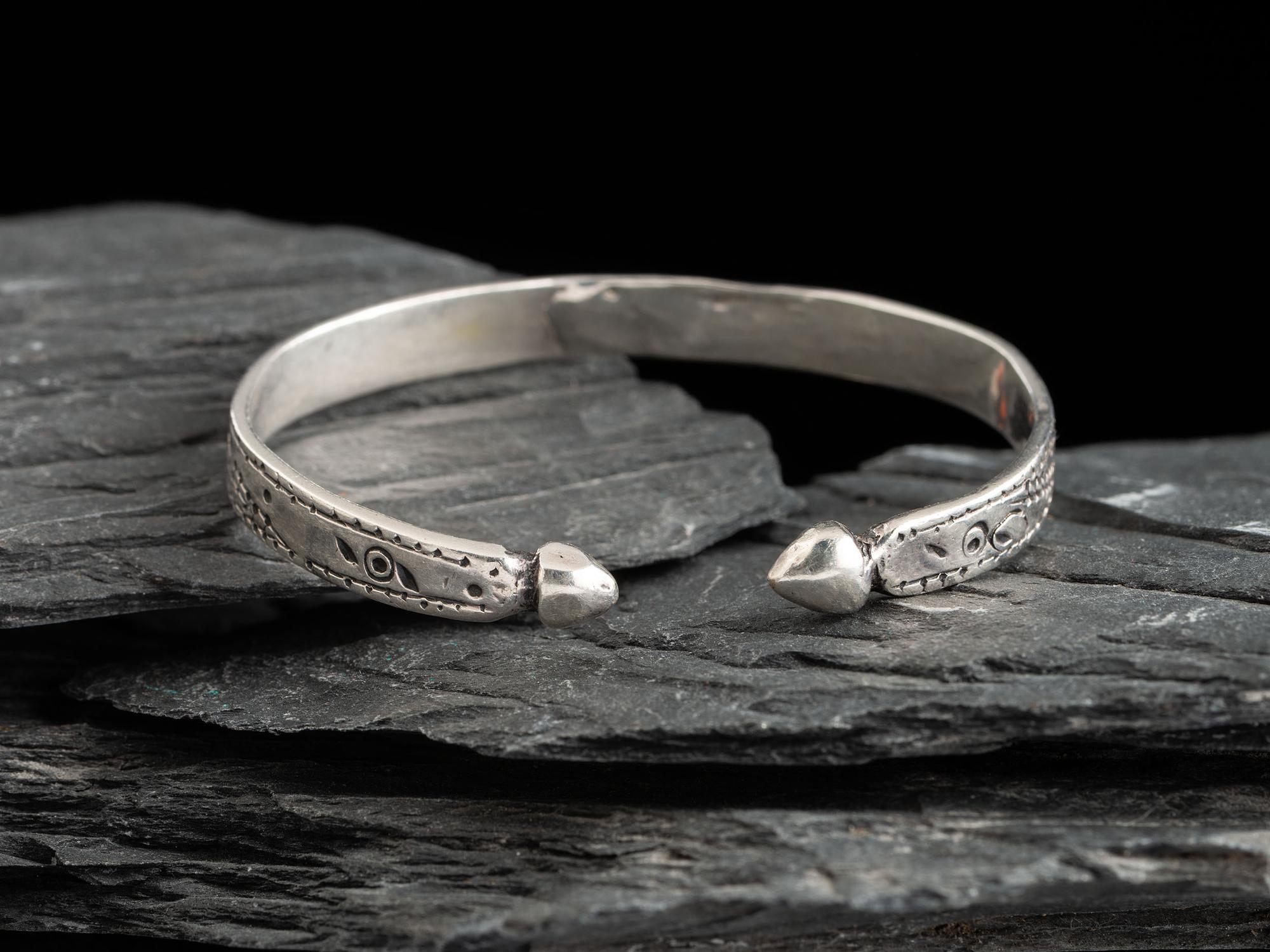 Slender Navajo Stamped and Chiseled Ingot Cuff Bracelet