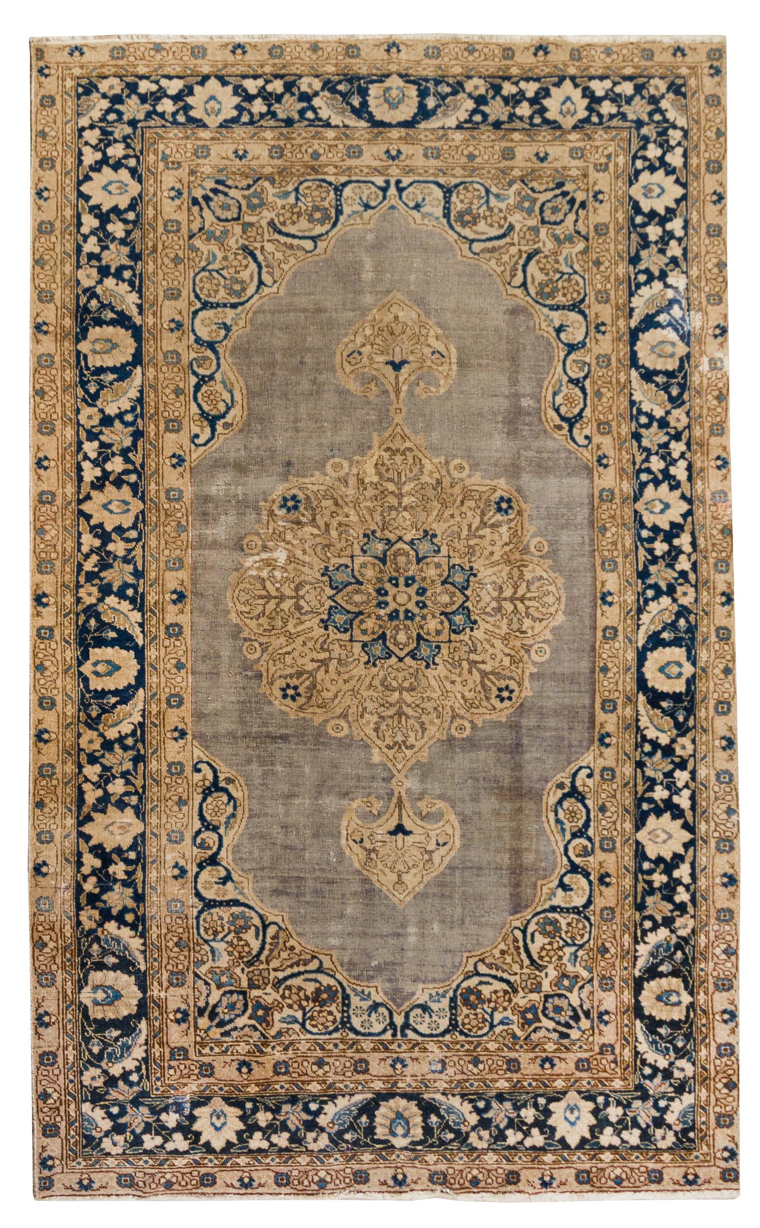 A Tabriz Wool Rug 8 feet 7 inches x 5 feet 4 inches. — SECOND HALF 20TH CENTURY