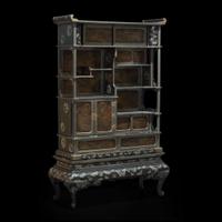A Japanese lacquer display cabinet, Shodana 日本漆器立柜 First half 20th Century ???????