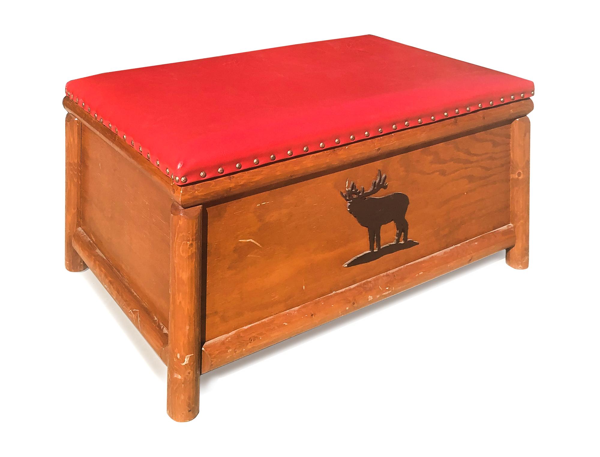 A Molesworth Style Bench by New West Furniture Company 19 1/2 x 38 x 24 inches