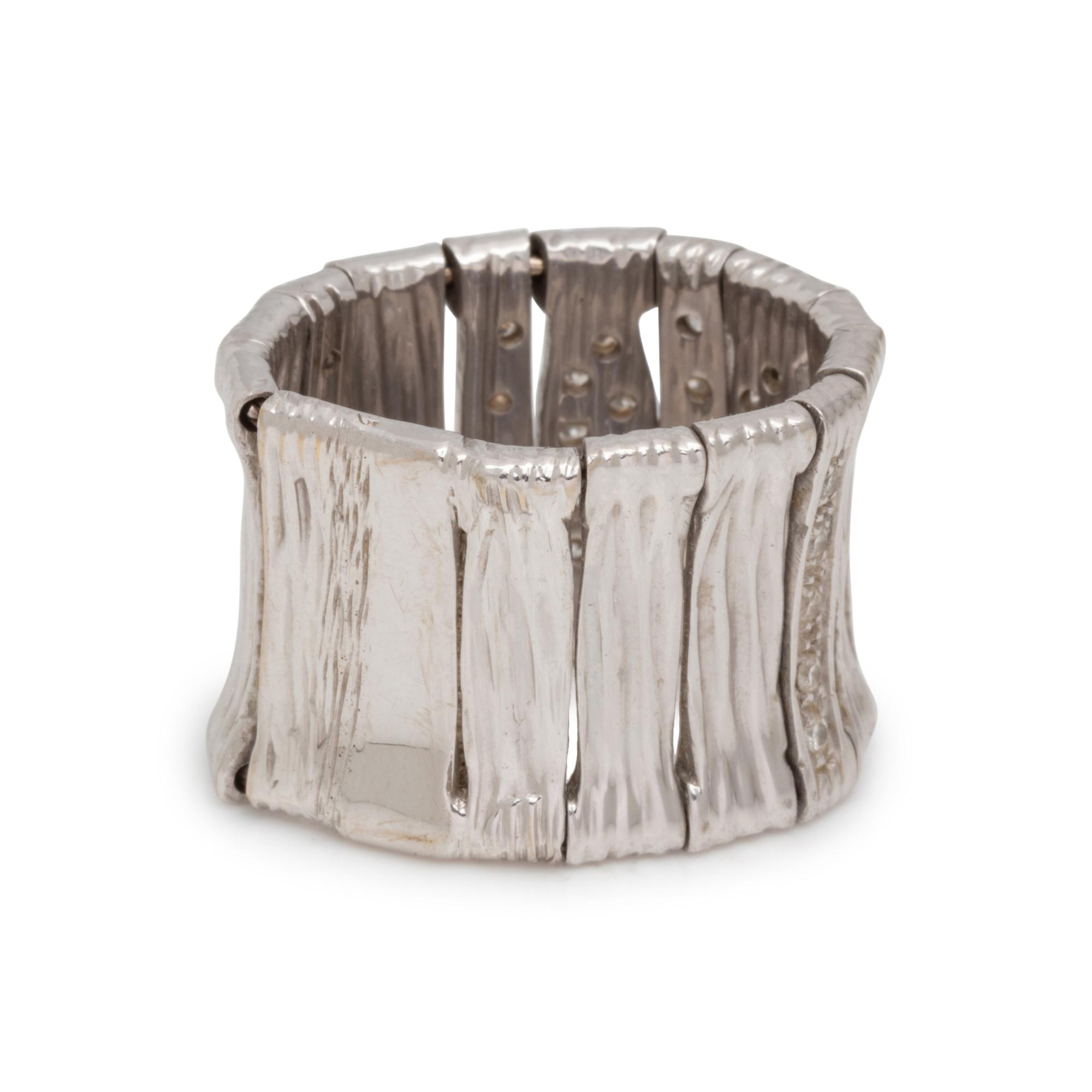 ROBERTO COIN, WHITE GOLD AND DIAMOND 'ELEPHANTINO' RING