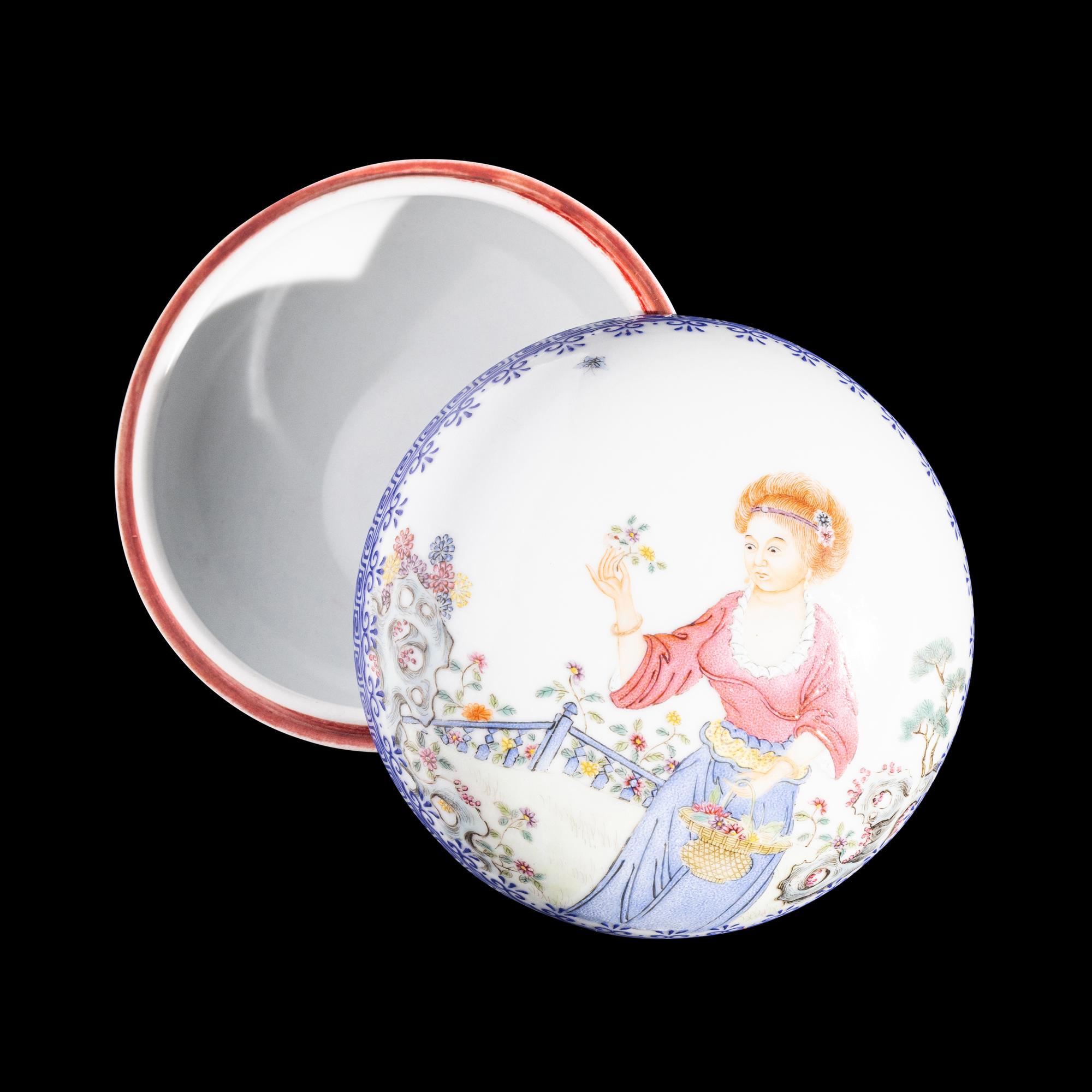 A Chinese Enamel on Porcelain 'European Subject' Covered Seal Paste Box