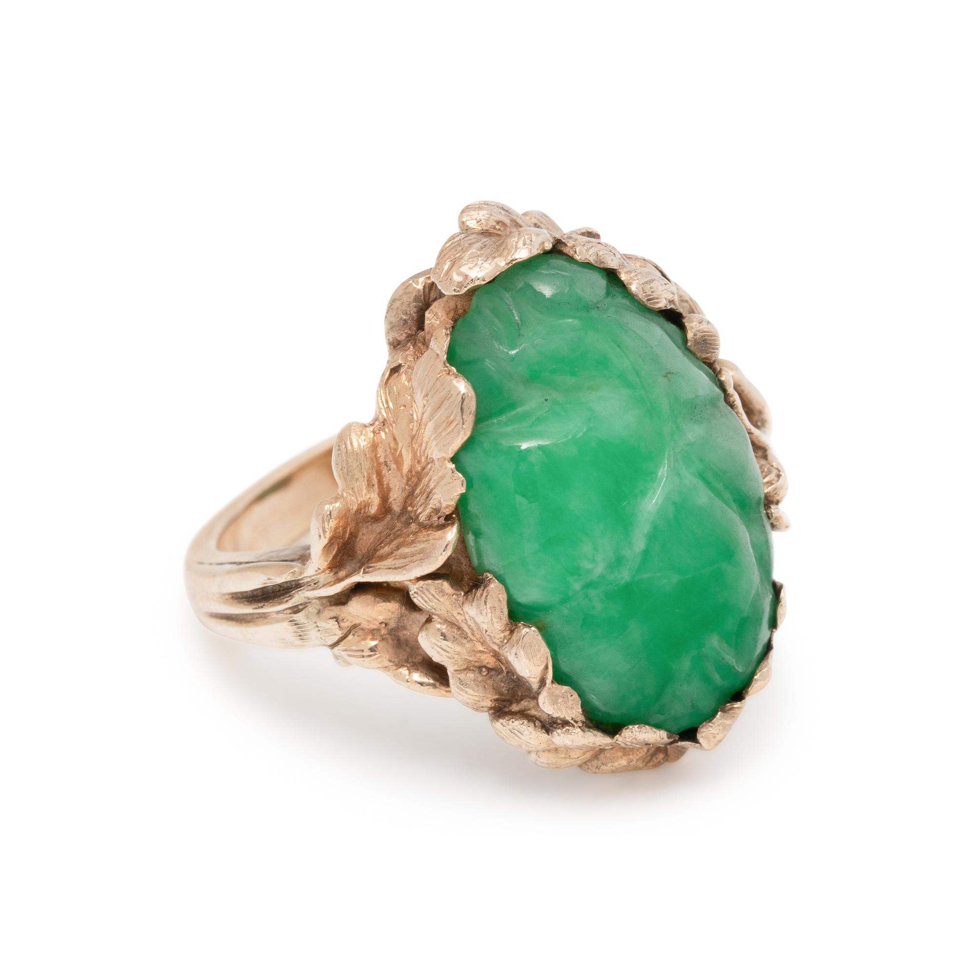 YELLOW GOLD AND JADE RING