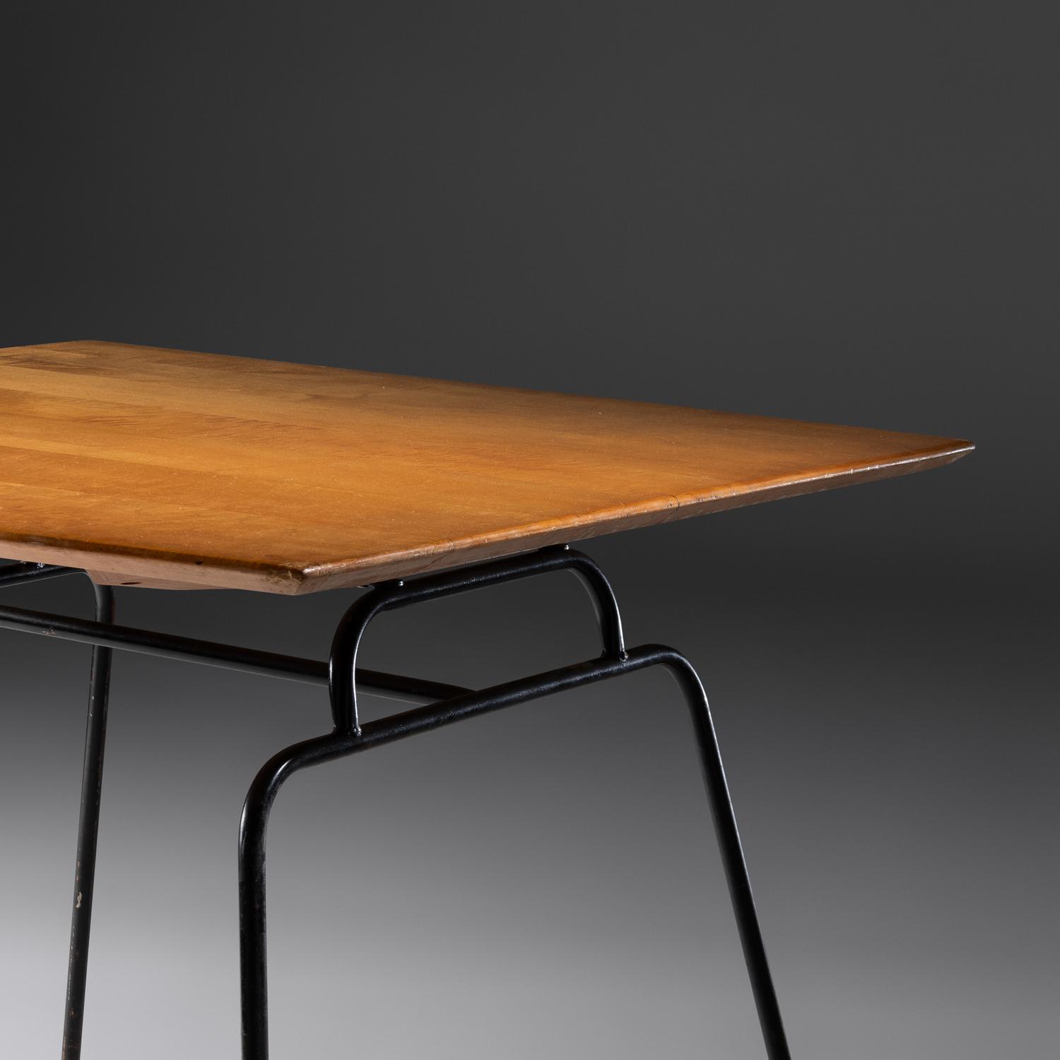 'Planner Group' Table Winchendon, USA