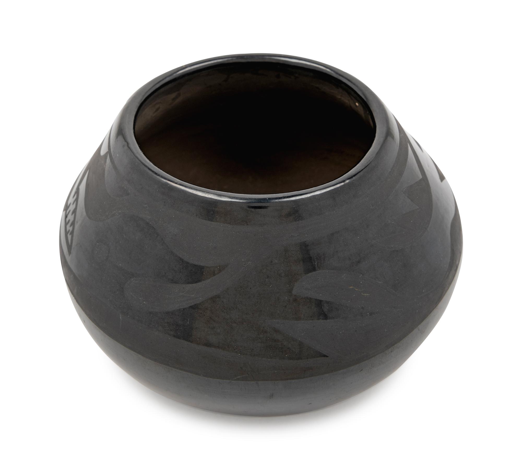 A Santa Clara Pueblo Black Pottery Vase — PETRA GUTIERREZ, 20TH CENTURY