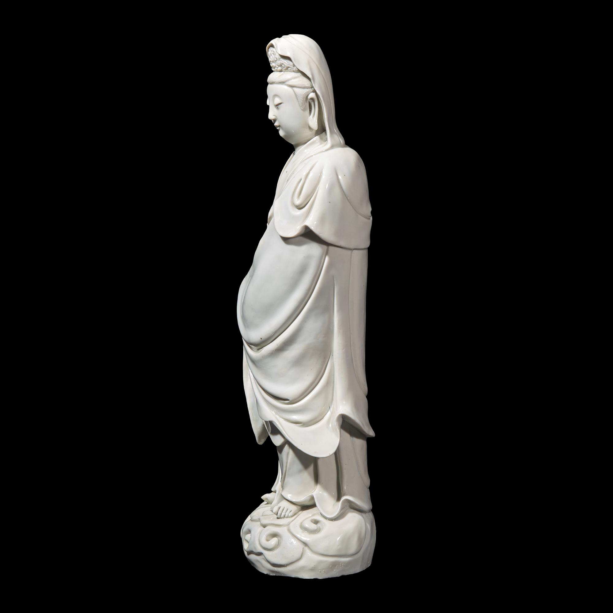 An Impressive Chinese Blanc de Chine Guanyin , Impressed Sunjiang Shanren M ark, 17th/18th Century 清早期 筍江山人款德化白瓷觀音立像