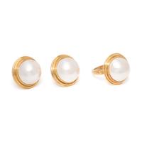 YELLOW GOLD AND MABE PEARL SET
