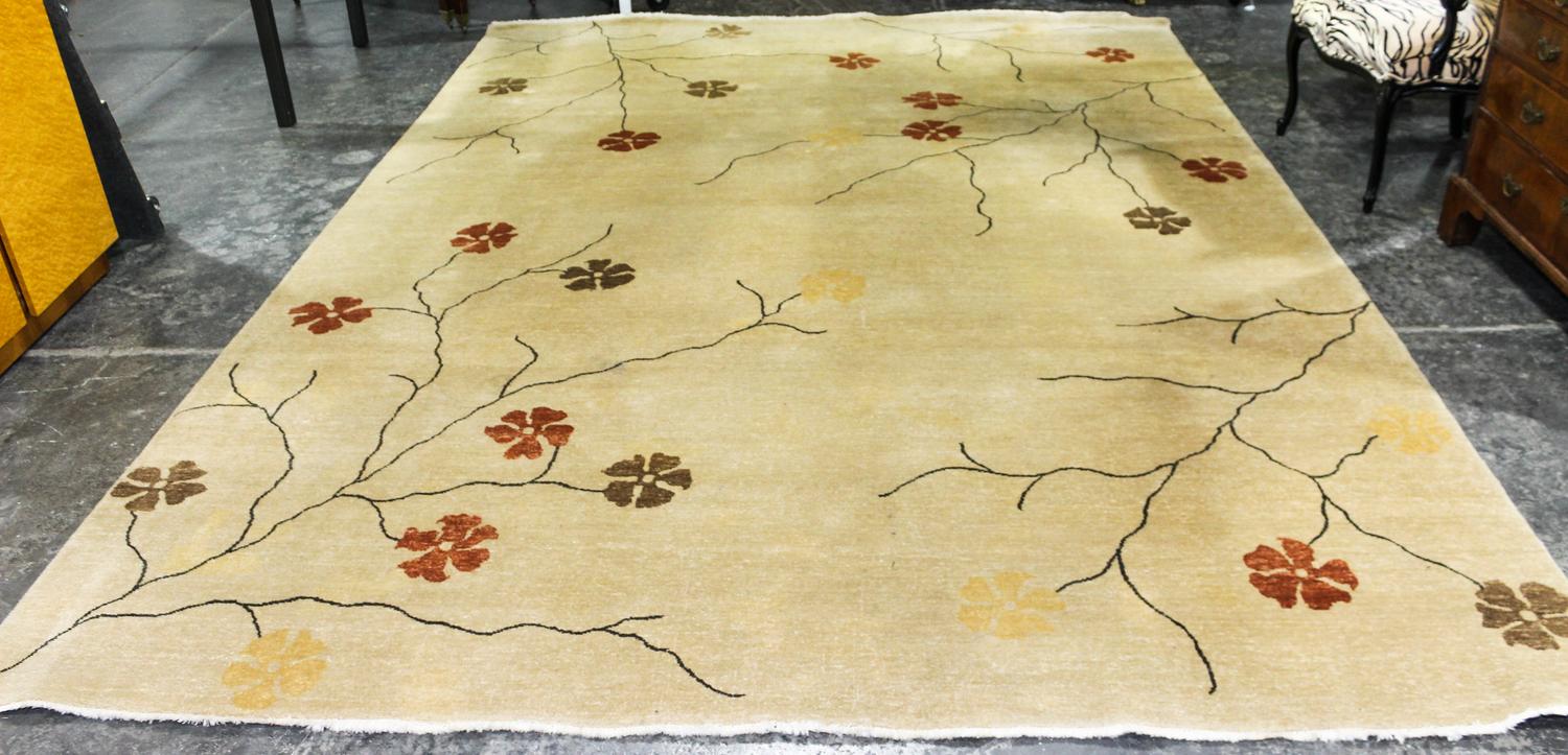 An Indian Wool Rug Width 8 feet 11 inches. — 20TH CENTURY