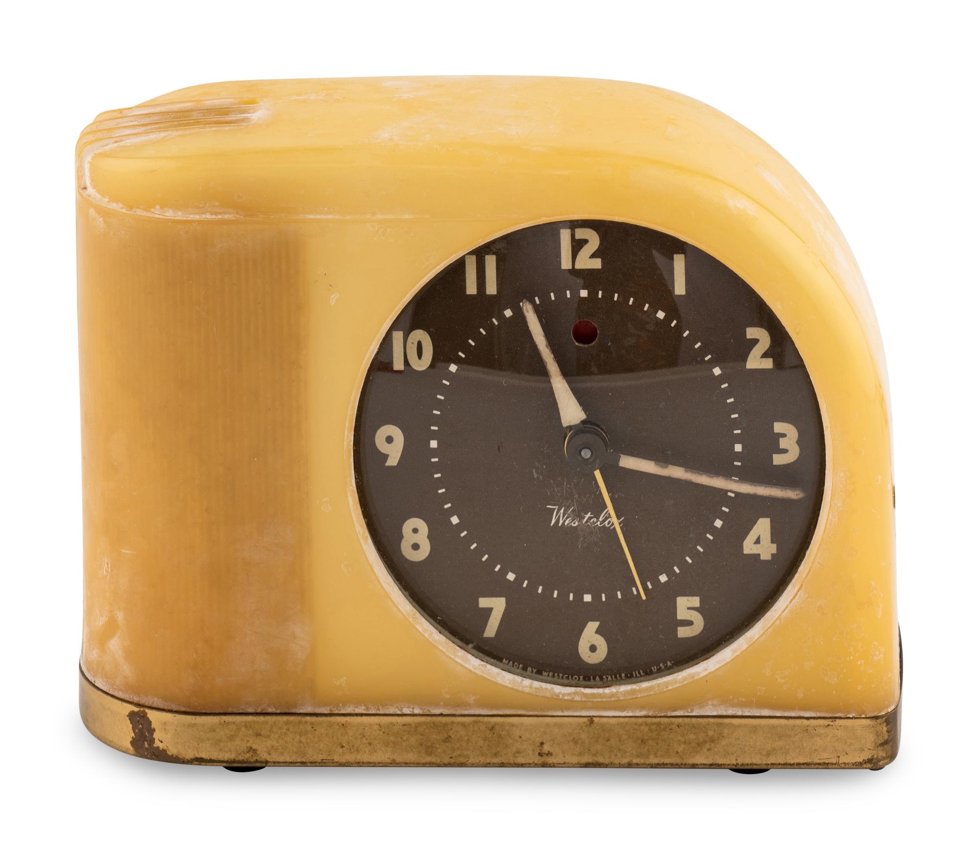A Westclox Moonbeam Model S5-J Radio