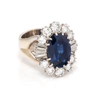 SAPPHIRE AND DIAMOND RING