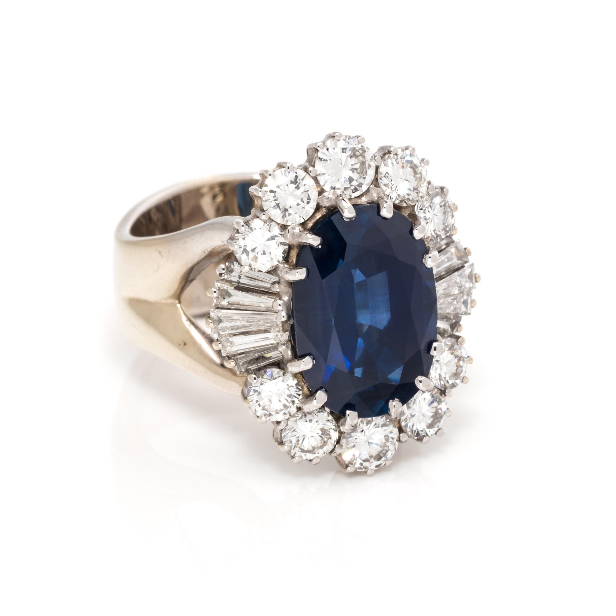 SAPPHIRE AND DIAMOND RING