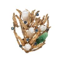 YELLOW GOLD, CULTURED PEARL, JADE AND SAPPHIRE BROOCH