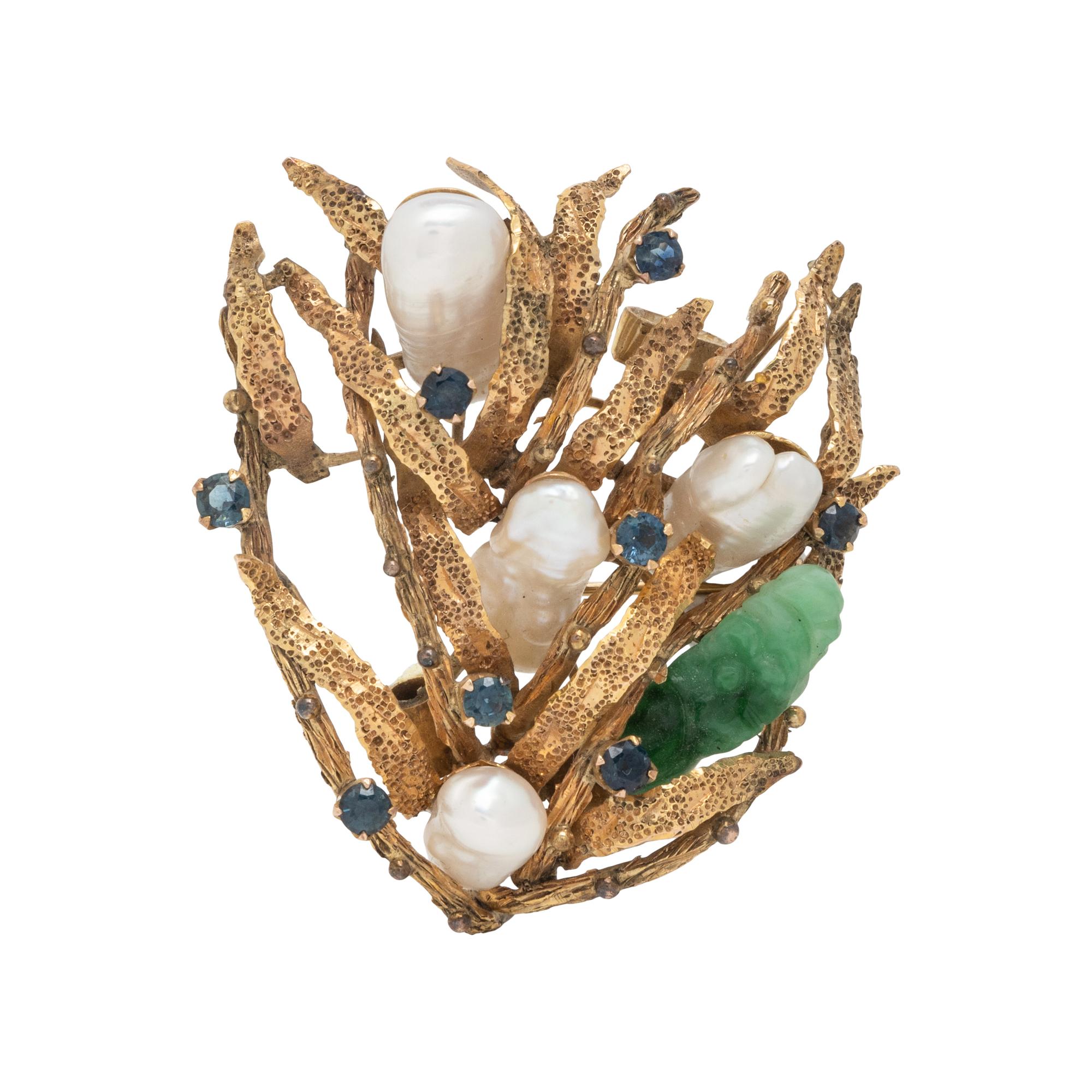 YELLOW GOLD, CULTURED PEARL, JADE AND SAPPHIRE BROOCH