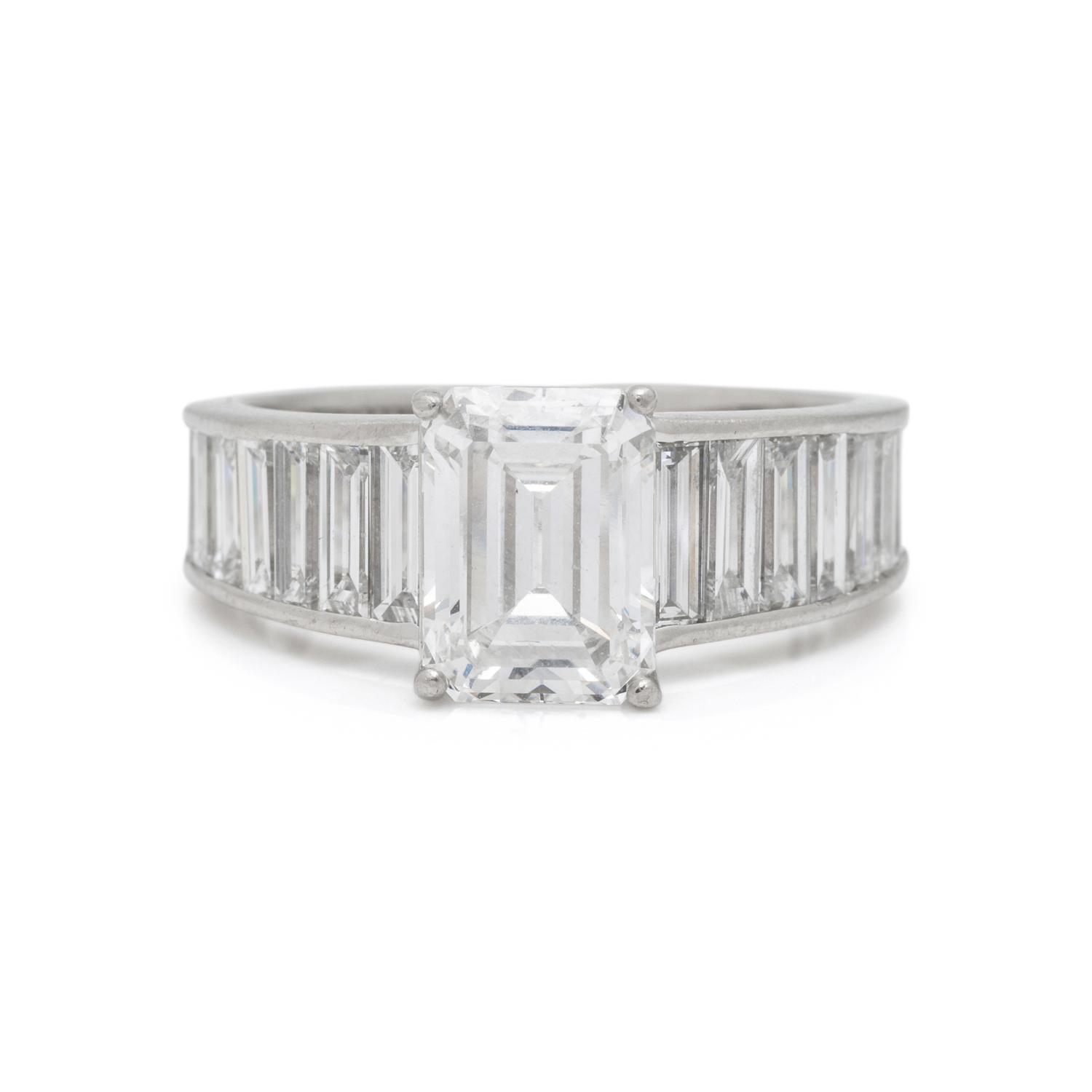 DIAMOND RING