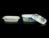 Four Chinese Export Porcelain Articles