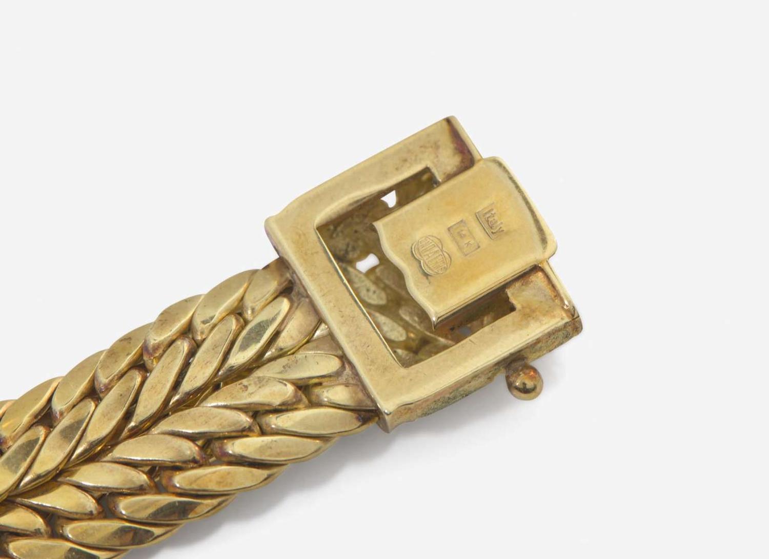 A 14K Yellow Gold Bracelet