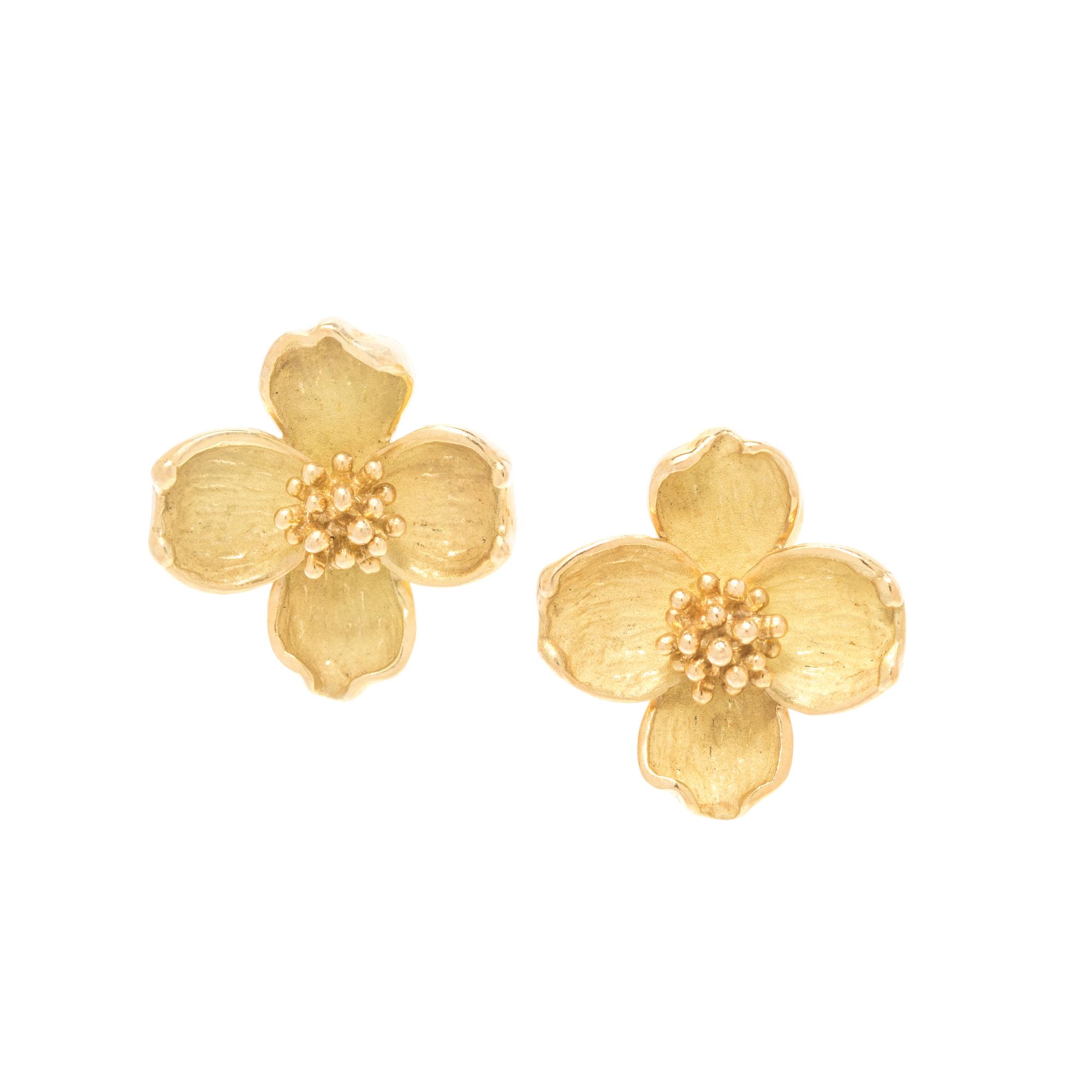 TIFFANY & CO., YELLOW GOLD DOGWOOD FLOWER EARCLIPS
