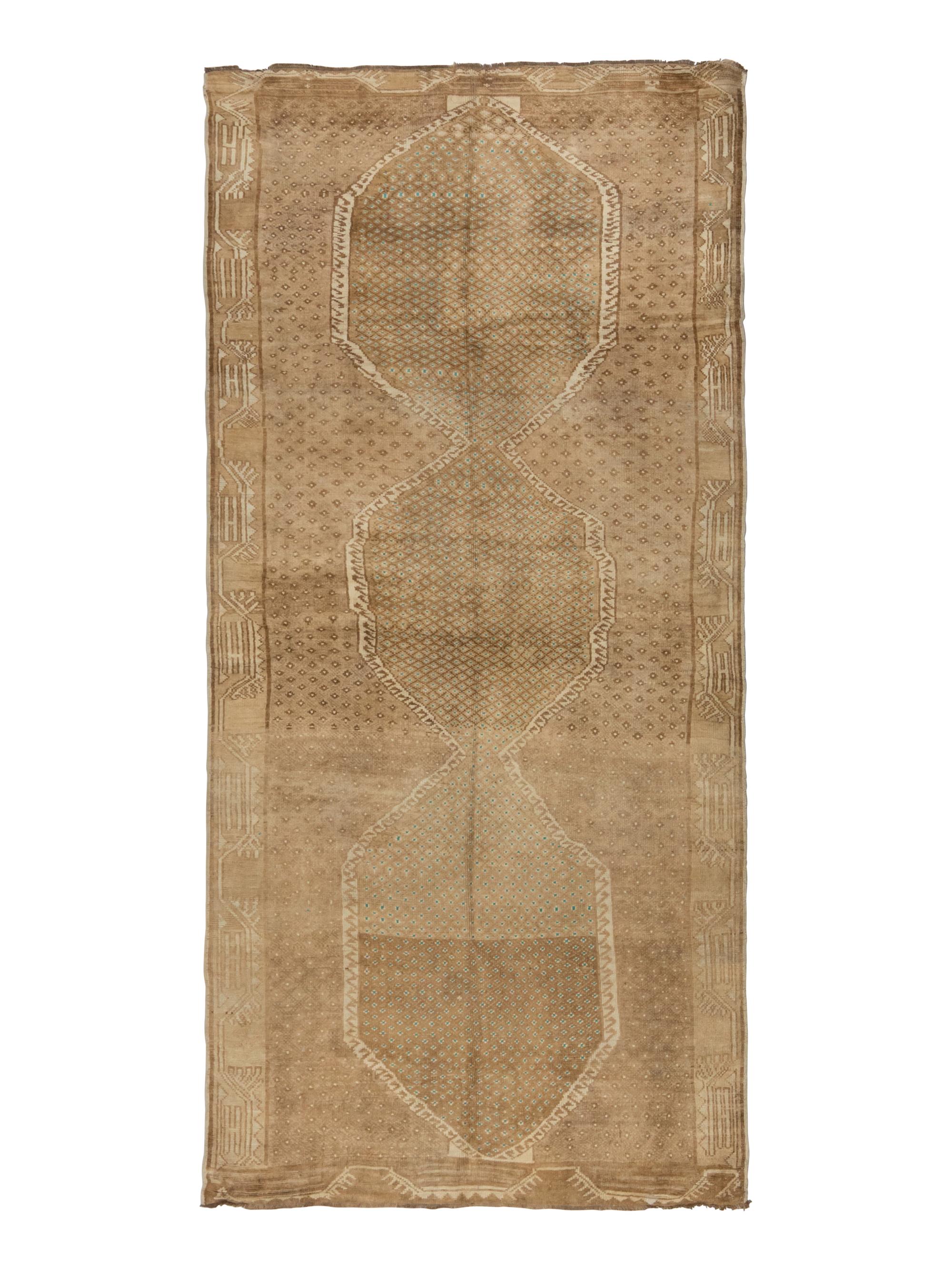 An Oushak Rug