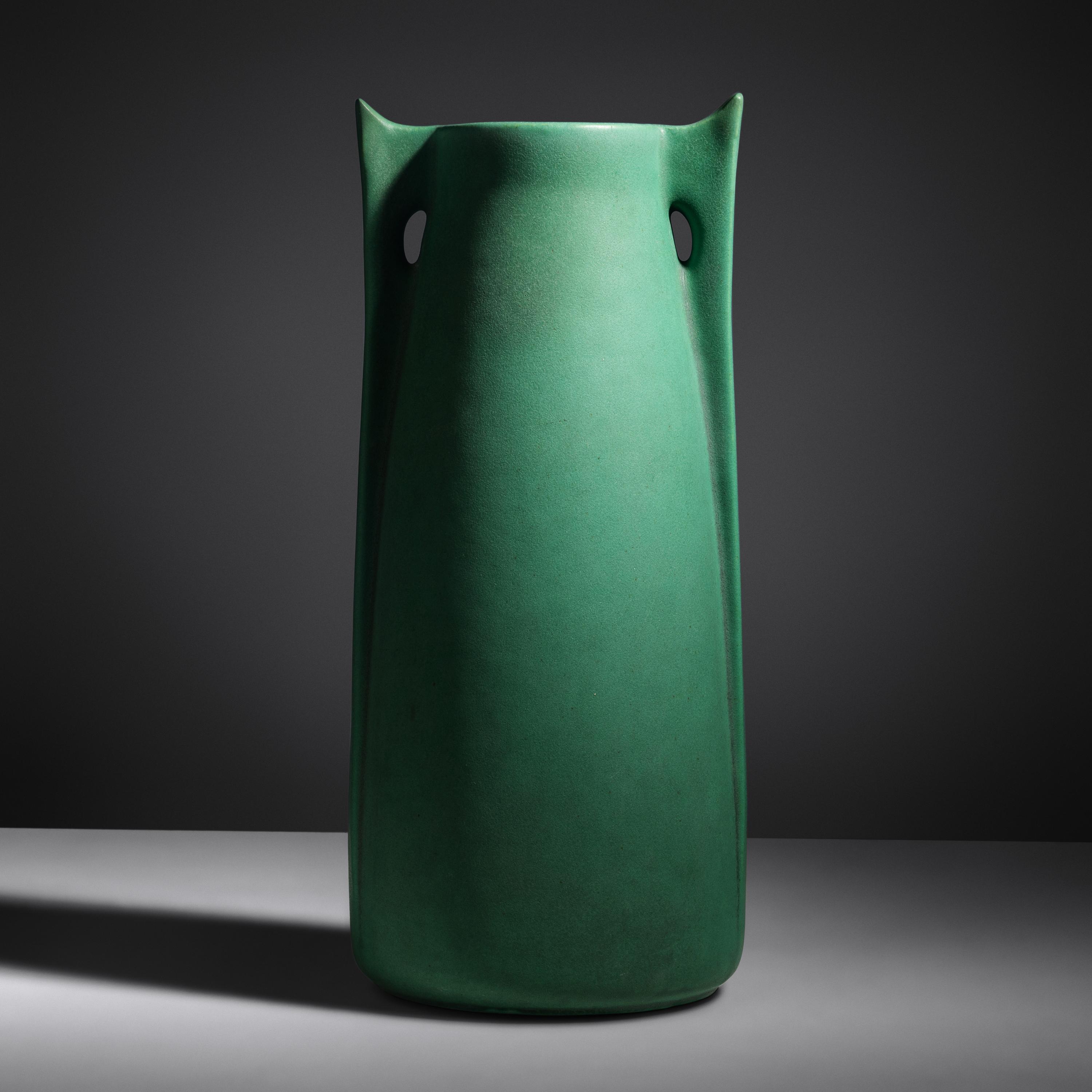 Vase, model 266, c. 1910 Teco, USA