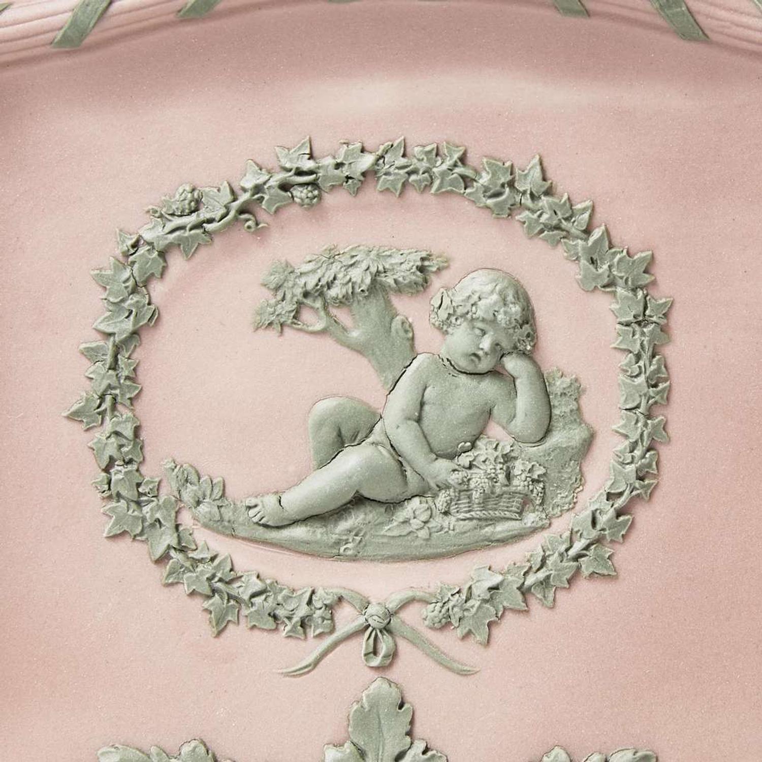 A Wedgwood Lilac Dip Jasperware Bulb Pot UK, early 19th century