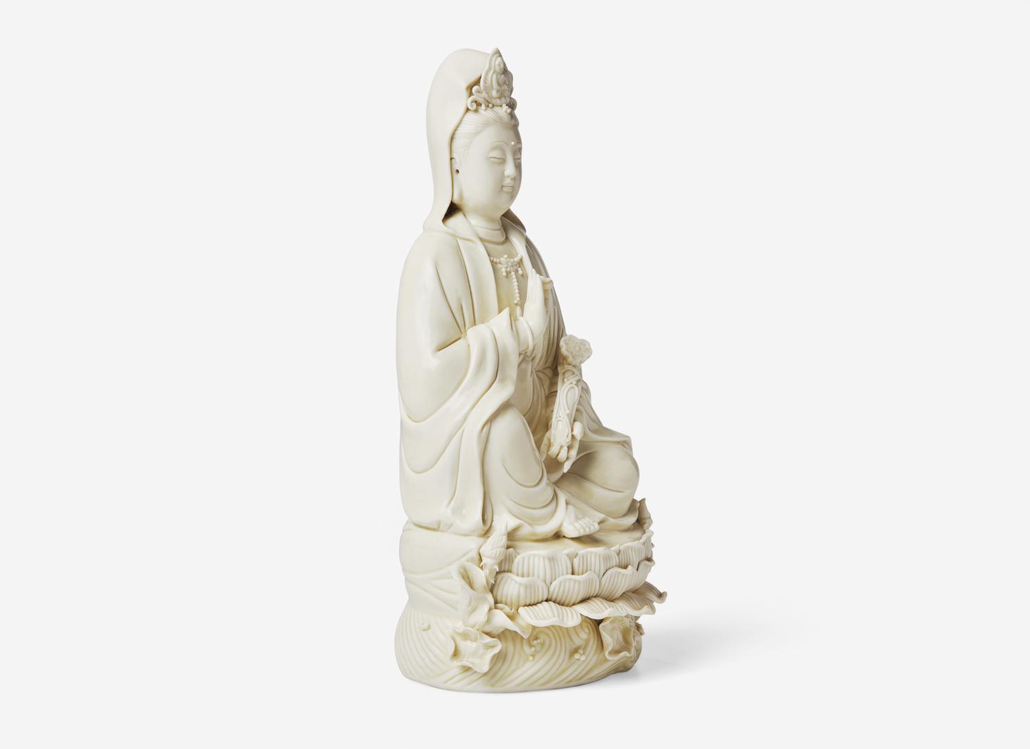 A Chinese Dehua Porcelain Figure of Guanyin Seated