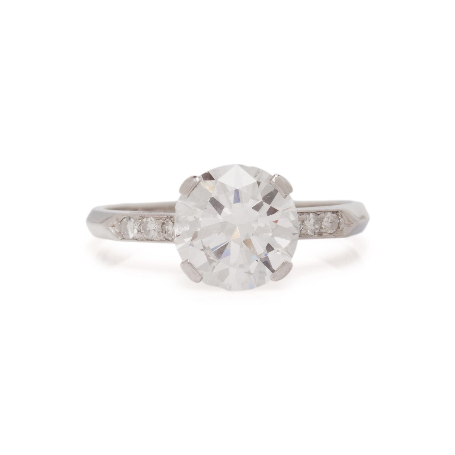 DIAMOND RING
